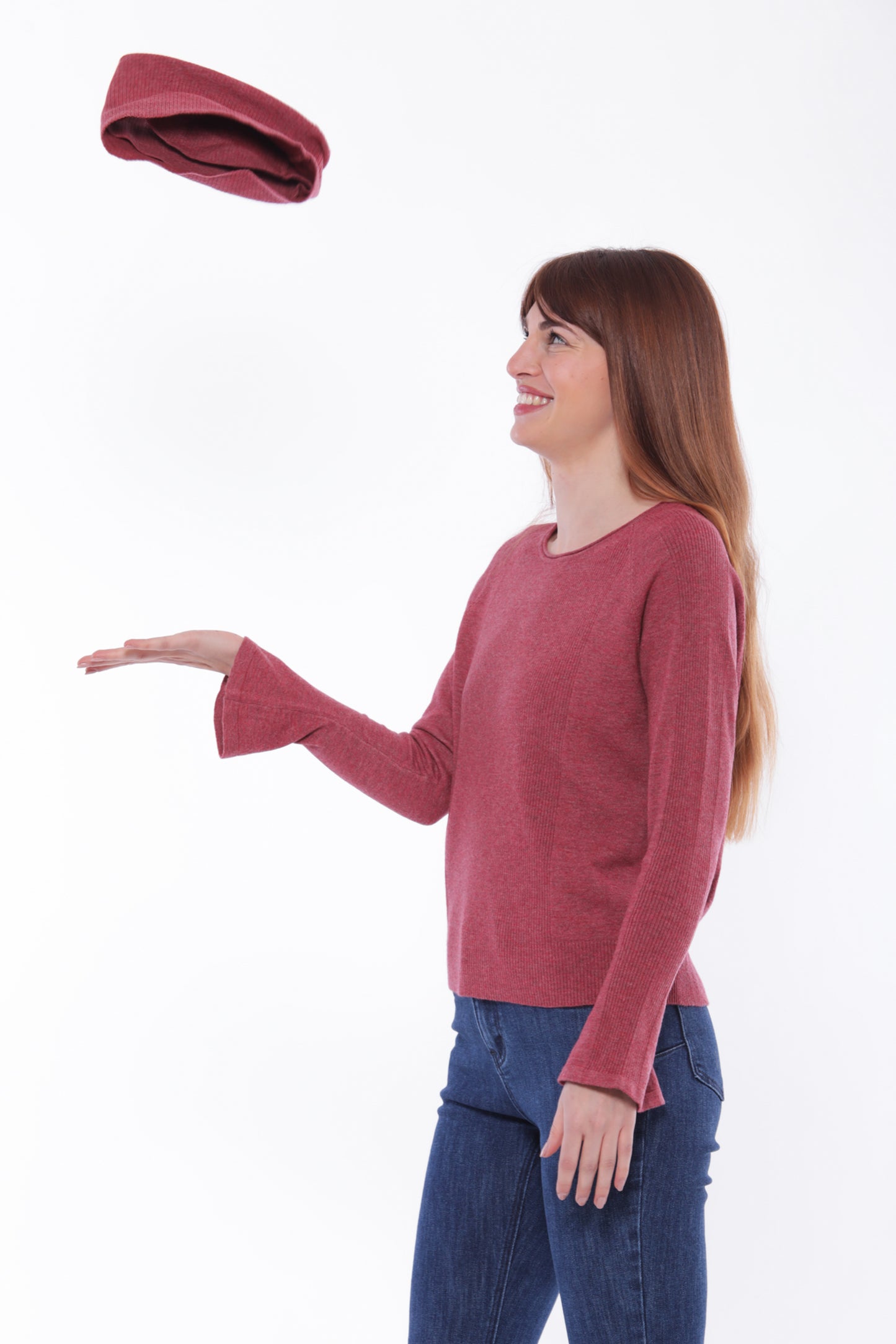 MAGLIA SCOLLO TONDO CON COLLO REMOVIBILE