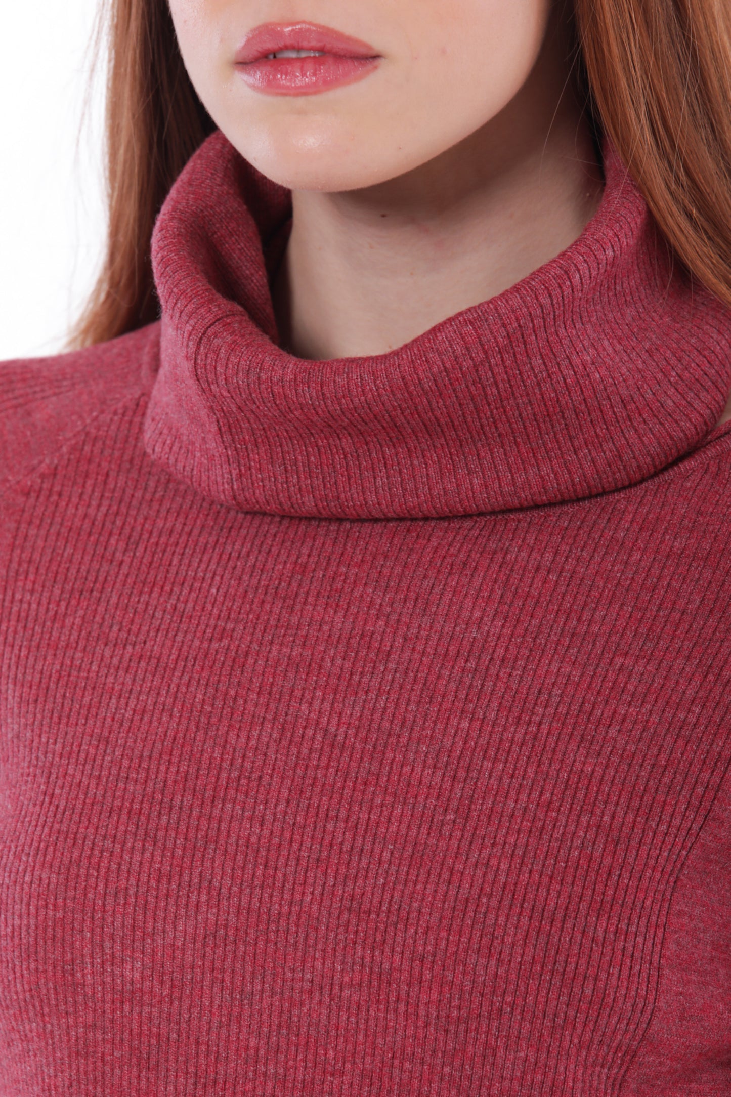 MAGLIA SCOLLO TONDO CON COLLO REMOVIBILE