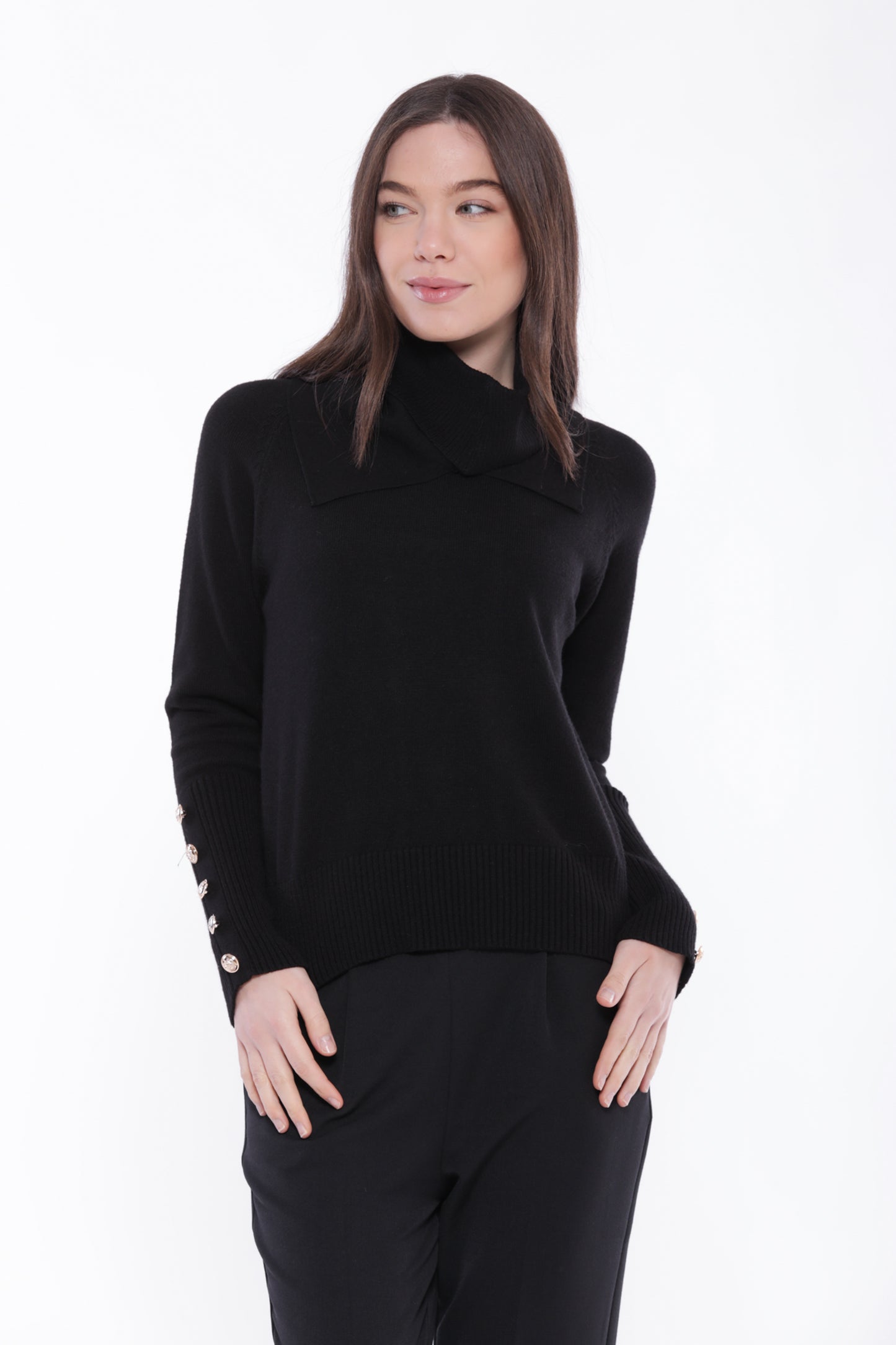 MAGLIA CON COLLO REMOVIBILE CON SPACCO E BOTTONI SU POLSI