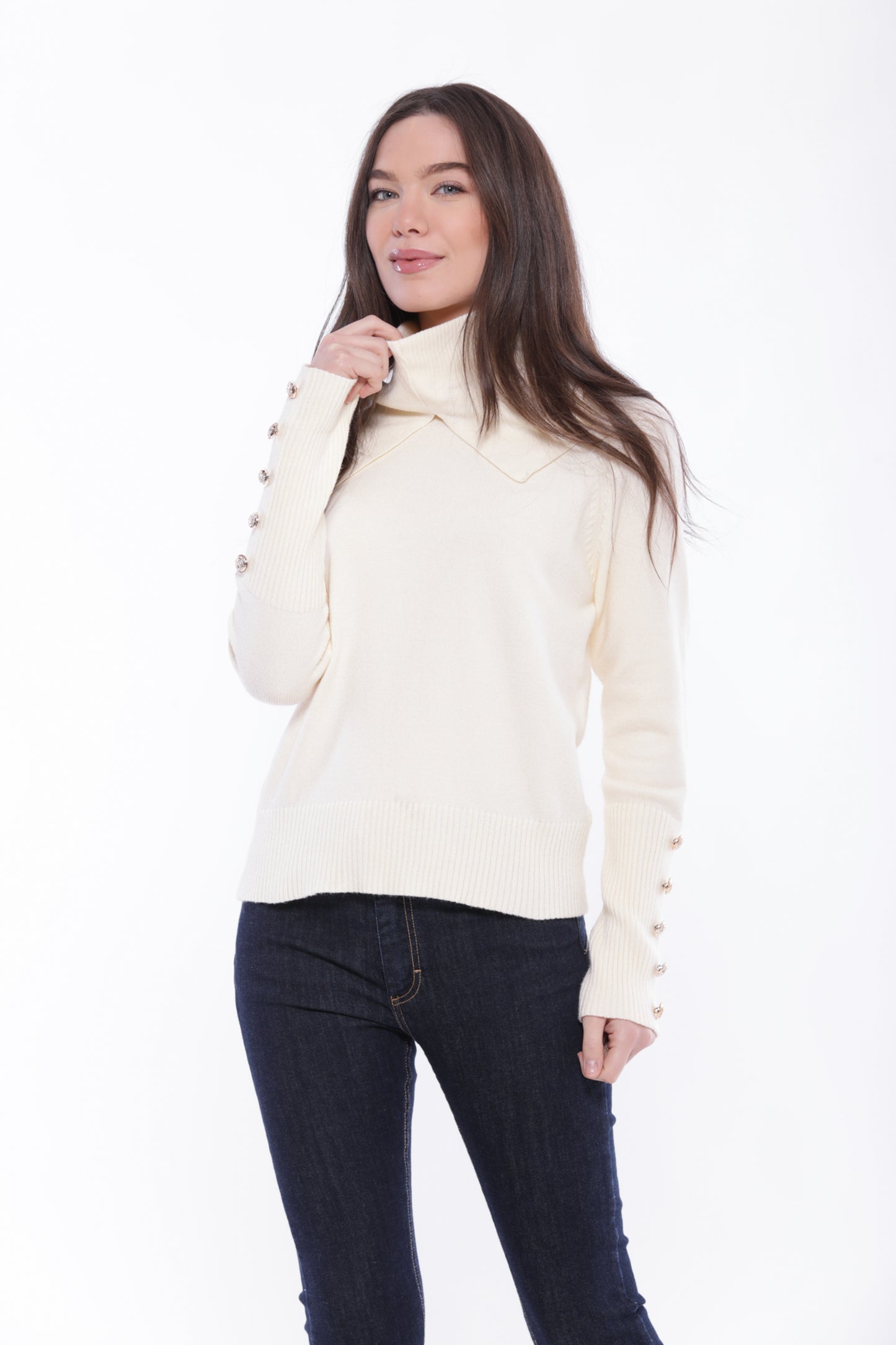 MAGLIA CON COLLO REMOVIBILE CON SPACCO E BOTTONI SU POLSI