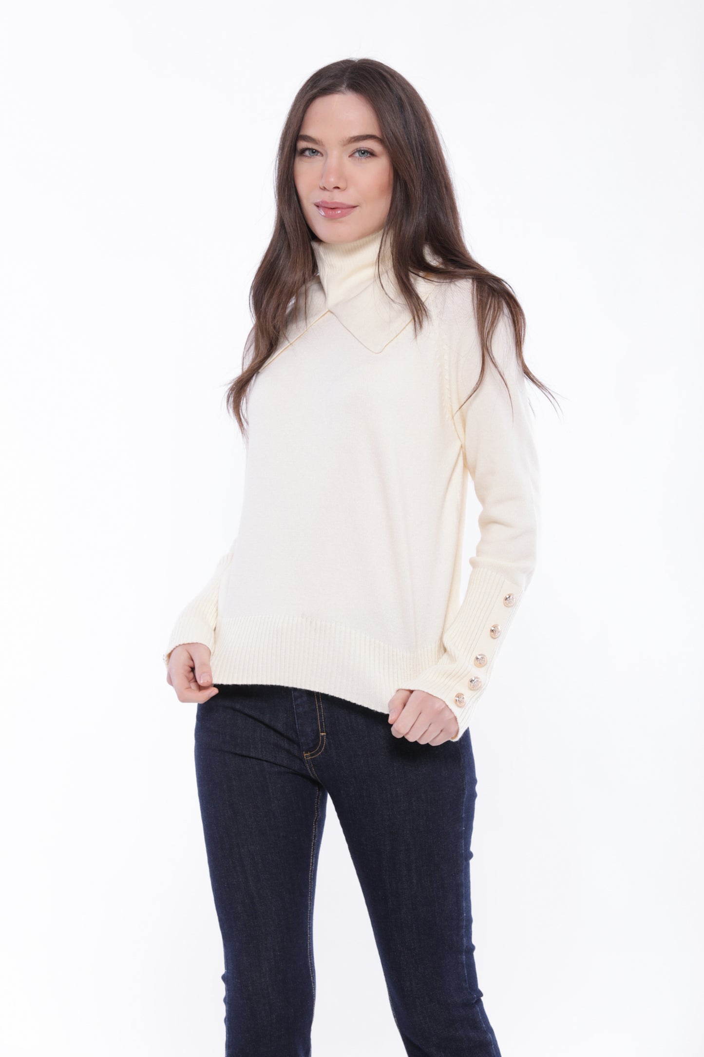 MAGLIA CON COLLO REMOVIBILE CON SPACCO E BOTTONI SU POLSI