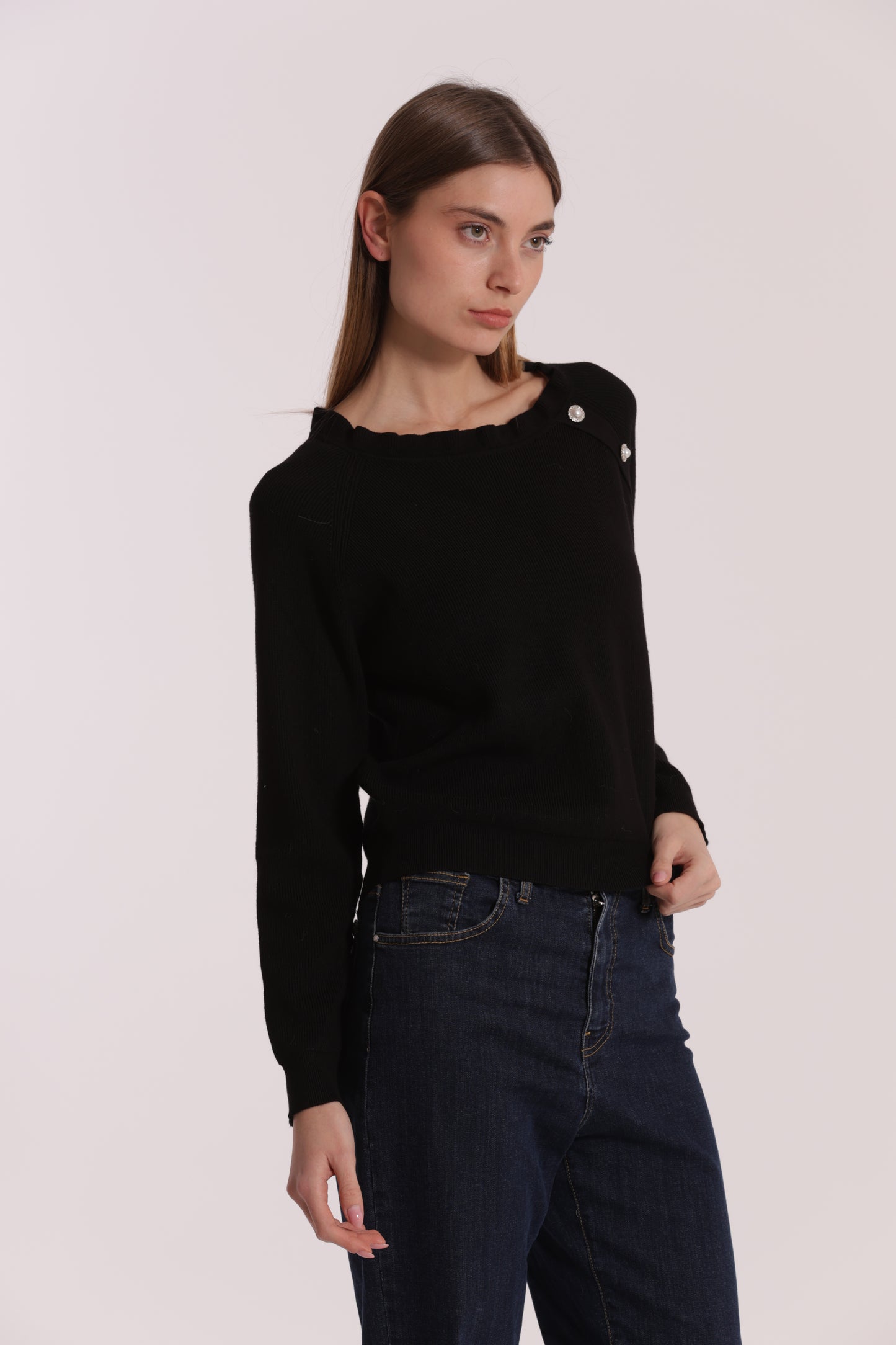 MAGLIA CON BOTTONI GIOIELLO