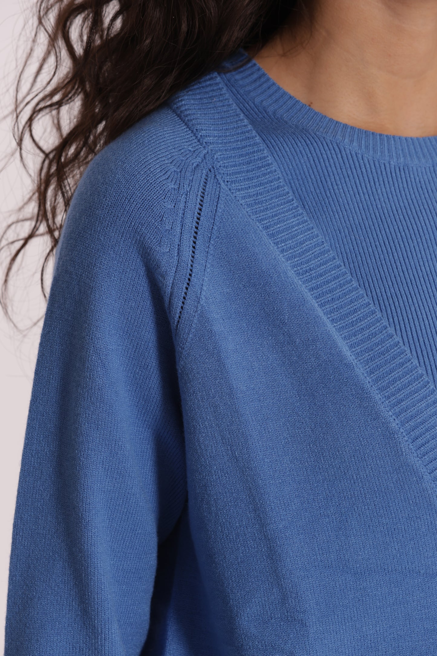 MAGLIA CARDIGAN CON BOTTONI GIOIELLO