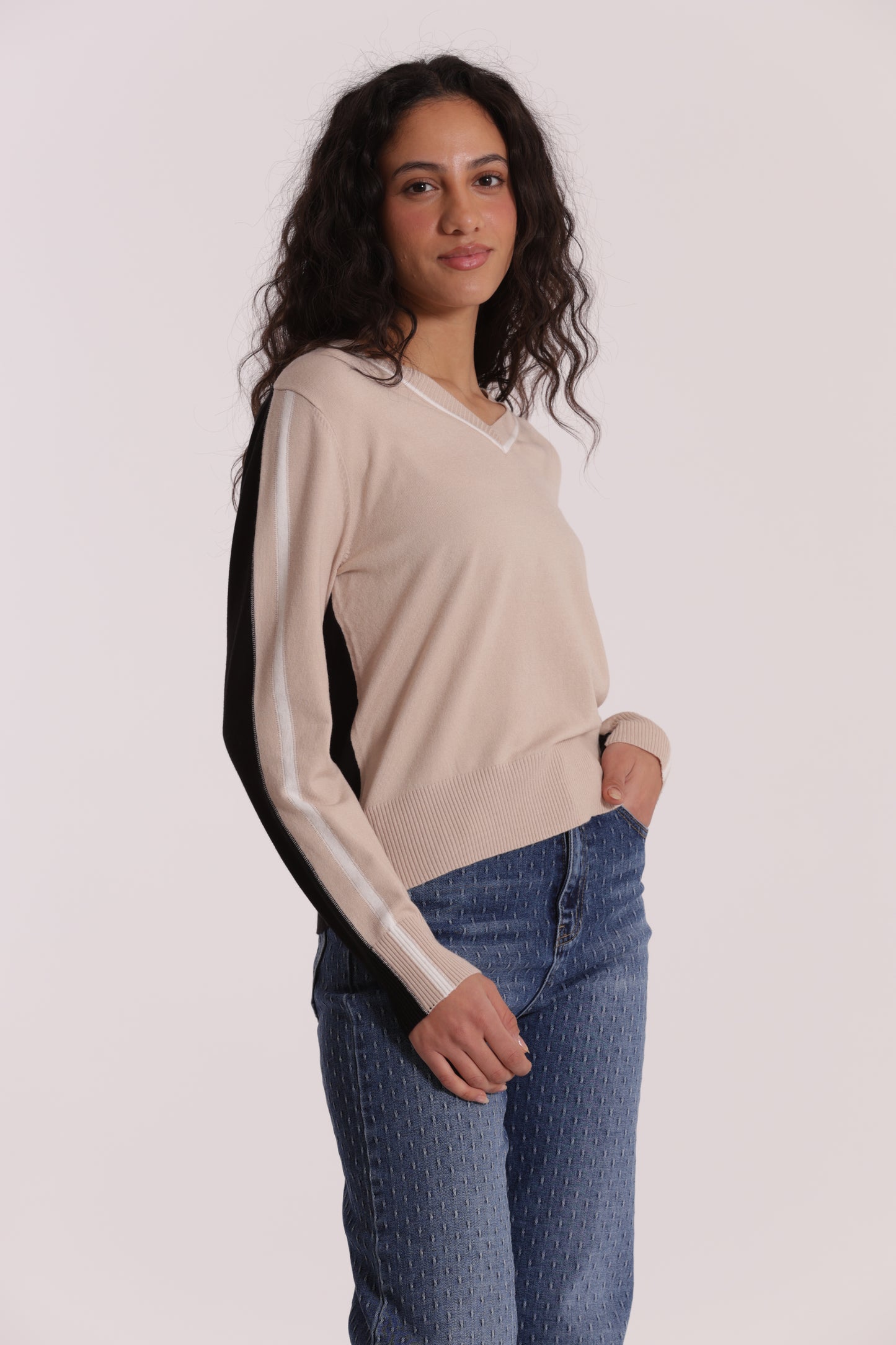 MAGLIA TRICOLOR SCOLLO A V