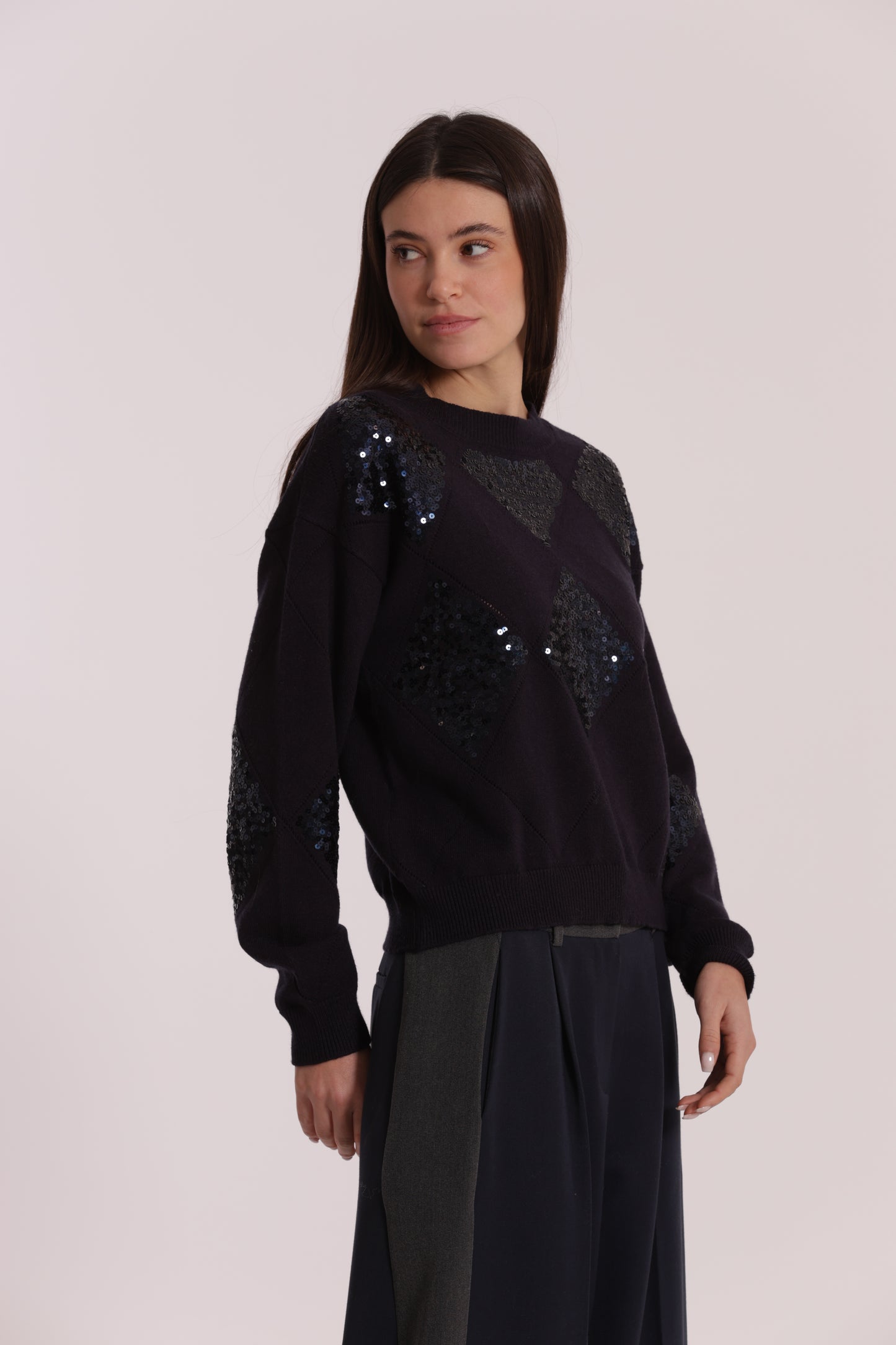 MAGLIA CON ROMBI E PAILLETES