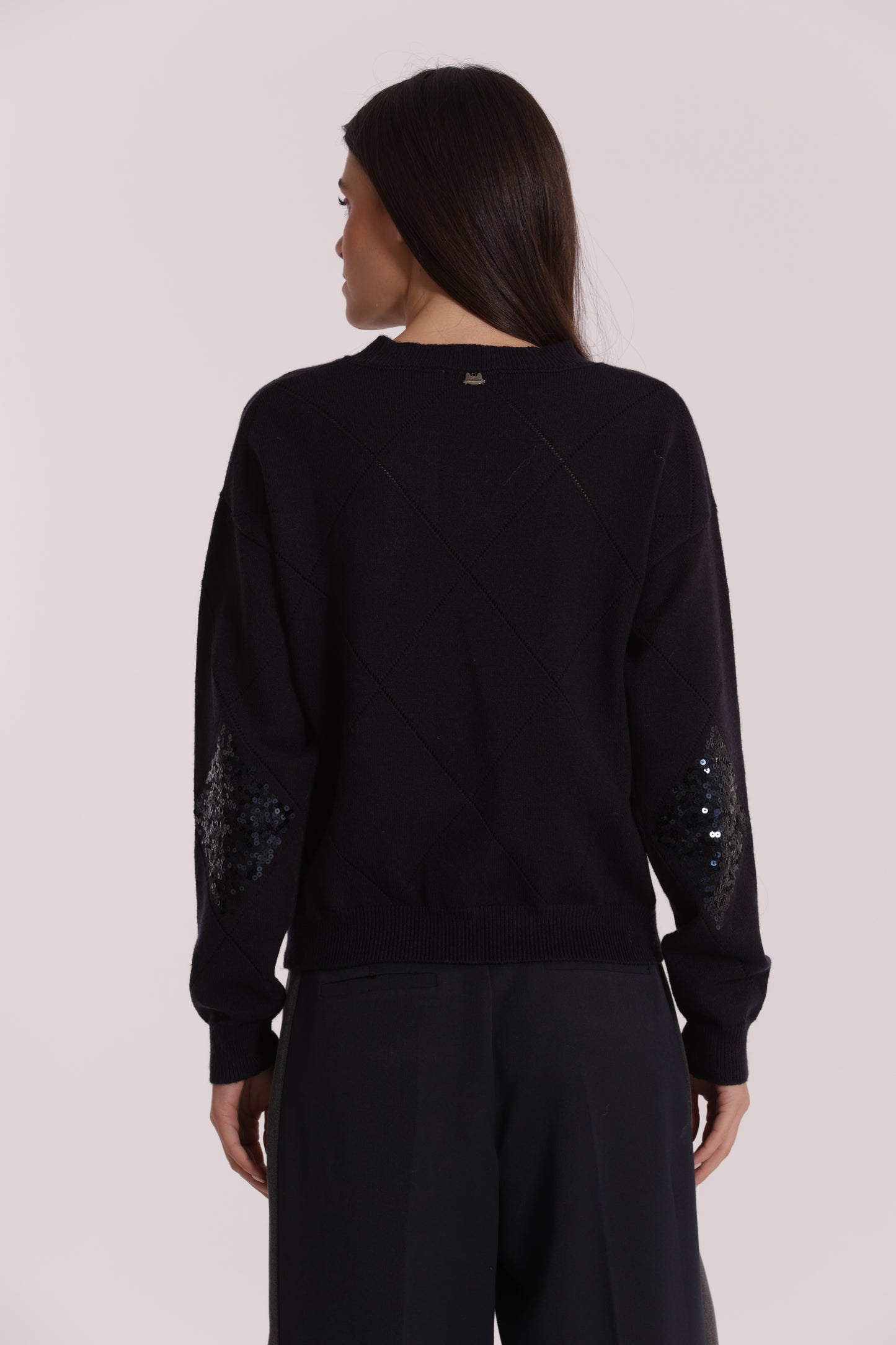 MAGLIA CON ROMBI E PAILLETES