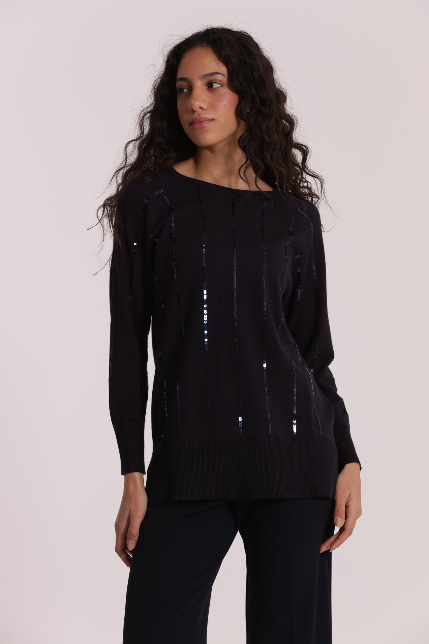 MAGLIA OVER CON SPACCHI LATERALI E PAILLETTES