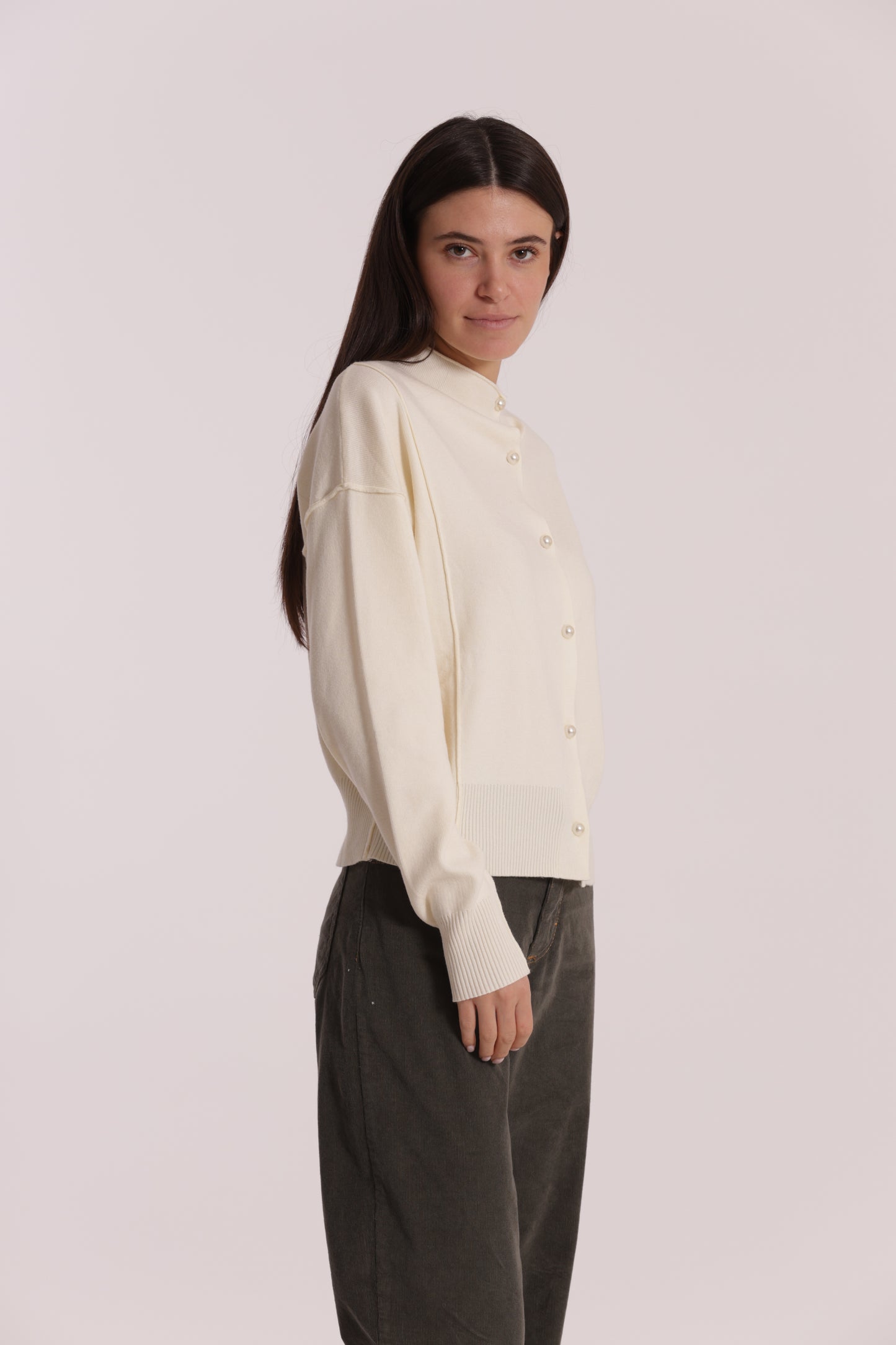 MAGLIA CARDIGAN CON BOTTONI PERLE