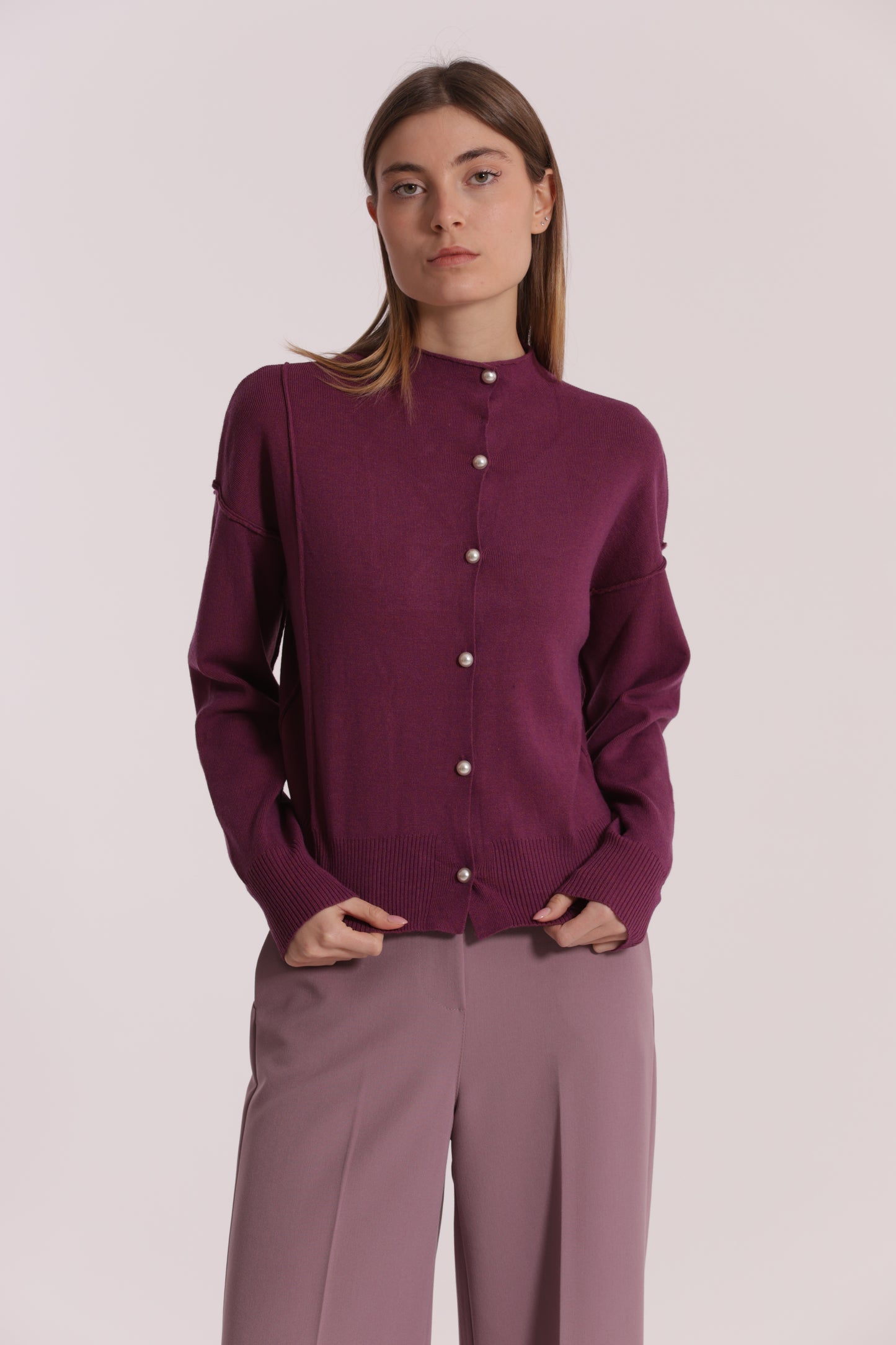 MAGLIA CARDIGAN CON BOTTONI PERLE
