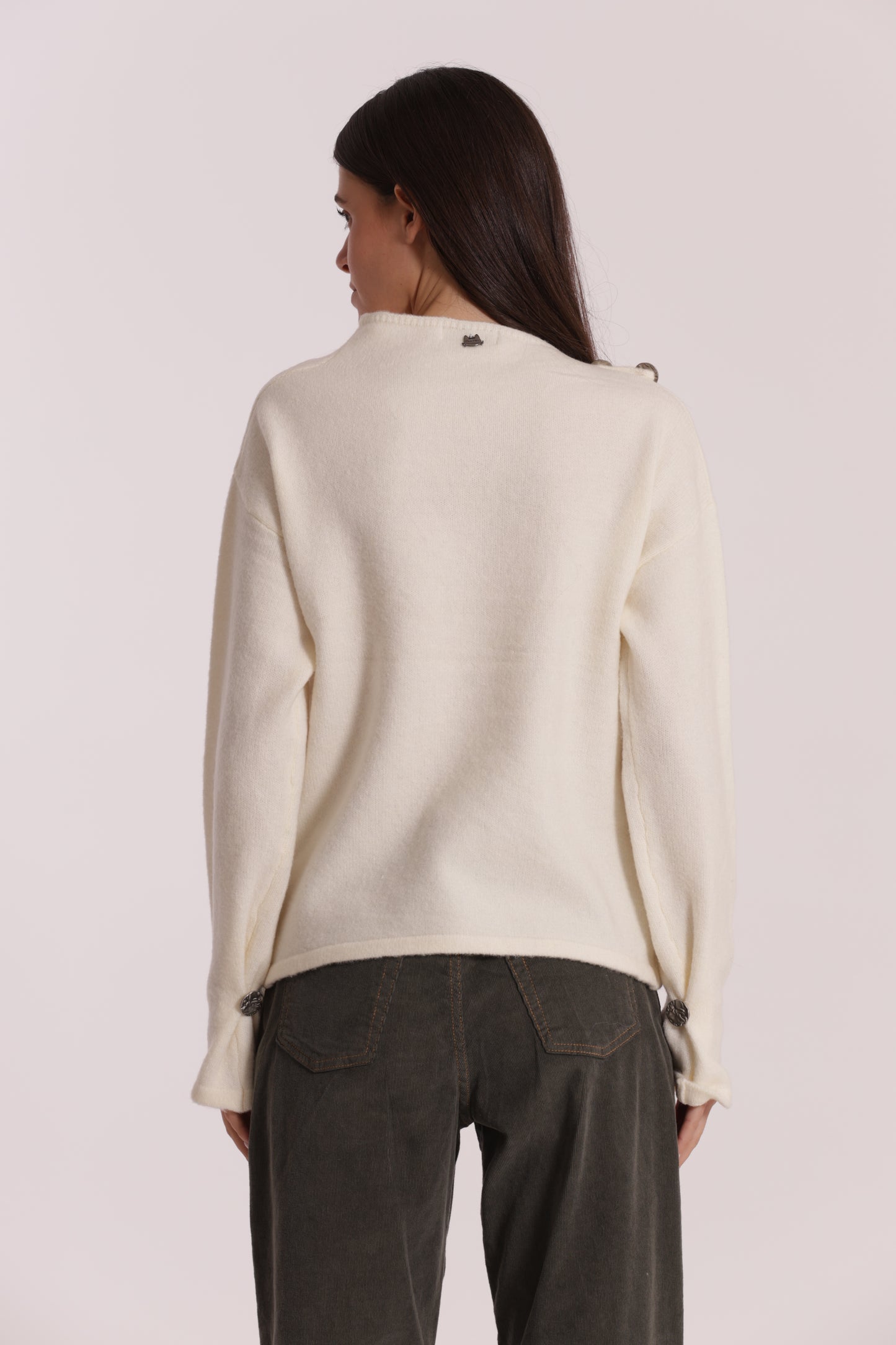 MAGLIA CON BOTTONI SU SPALLA