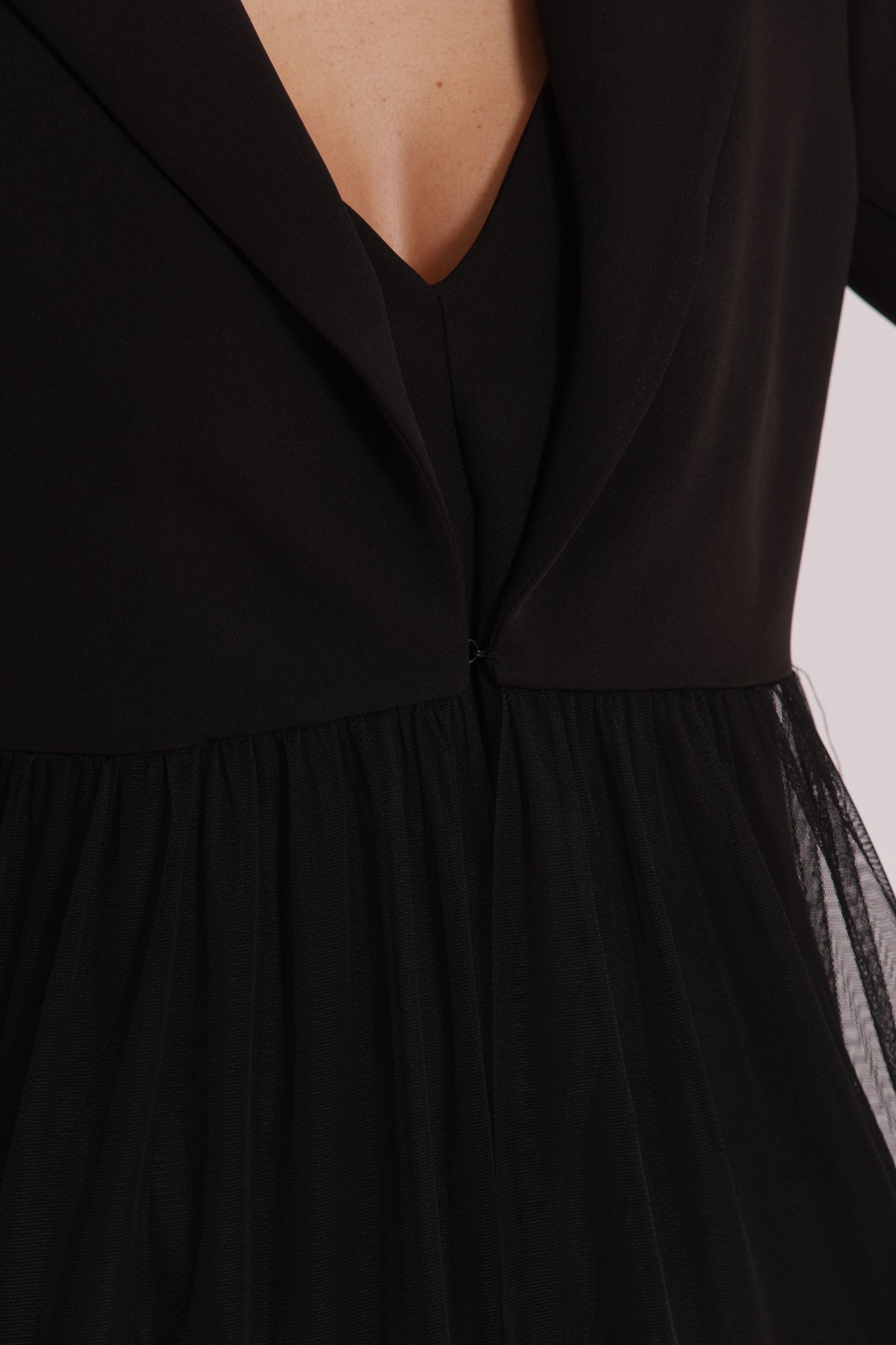 GIACCA LUNGA CON TULLE