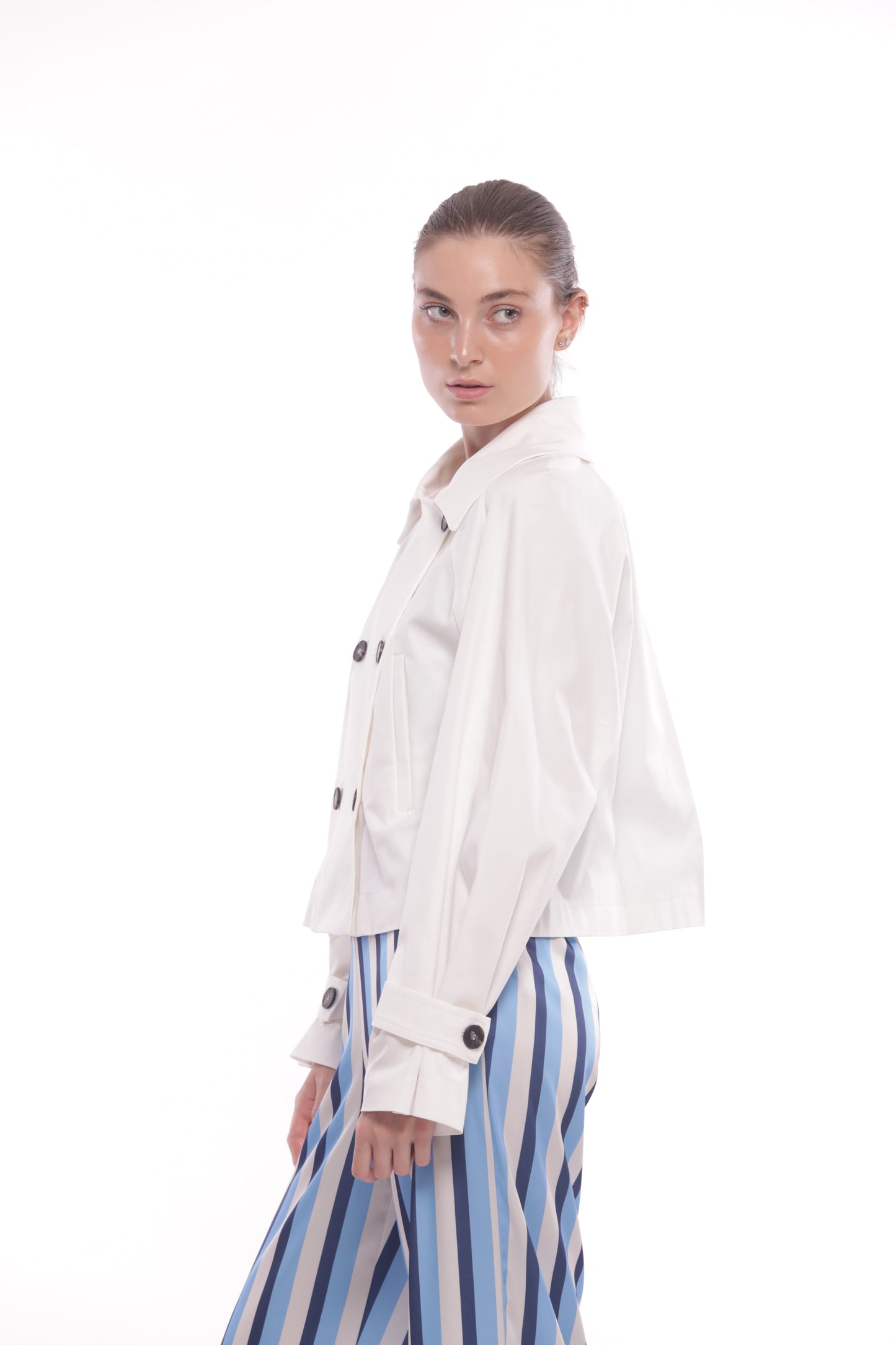 TRENCH CROPPED IN GABARDINA