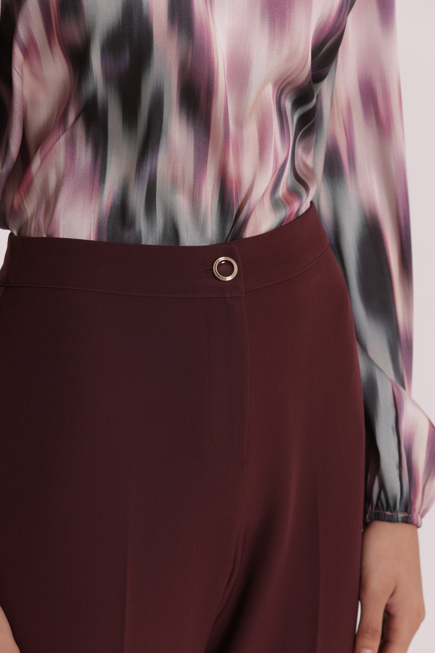 PANTALONE SIGARETTA IN TESSUTO TECNICO