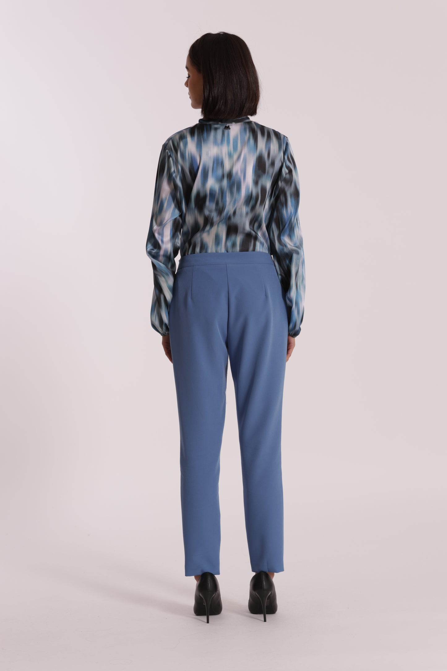 PANTALONE SIGARETTA IN TESSUTO TECNICO