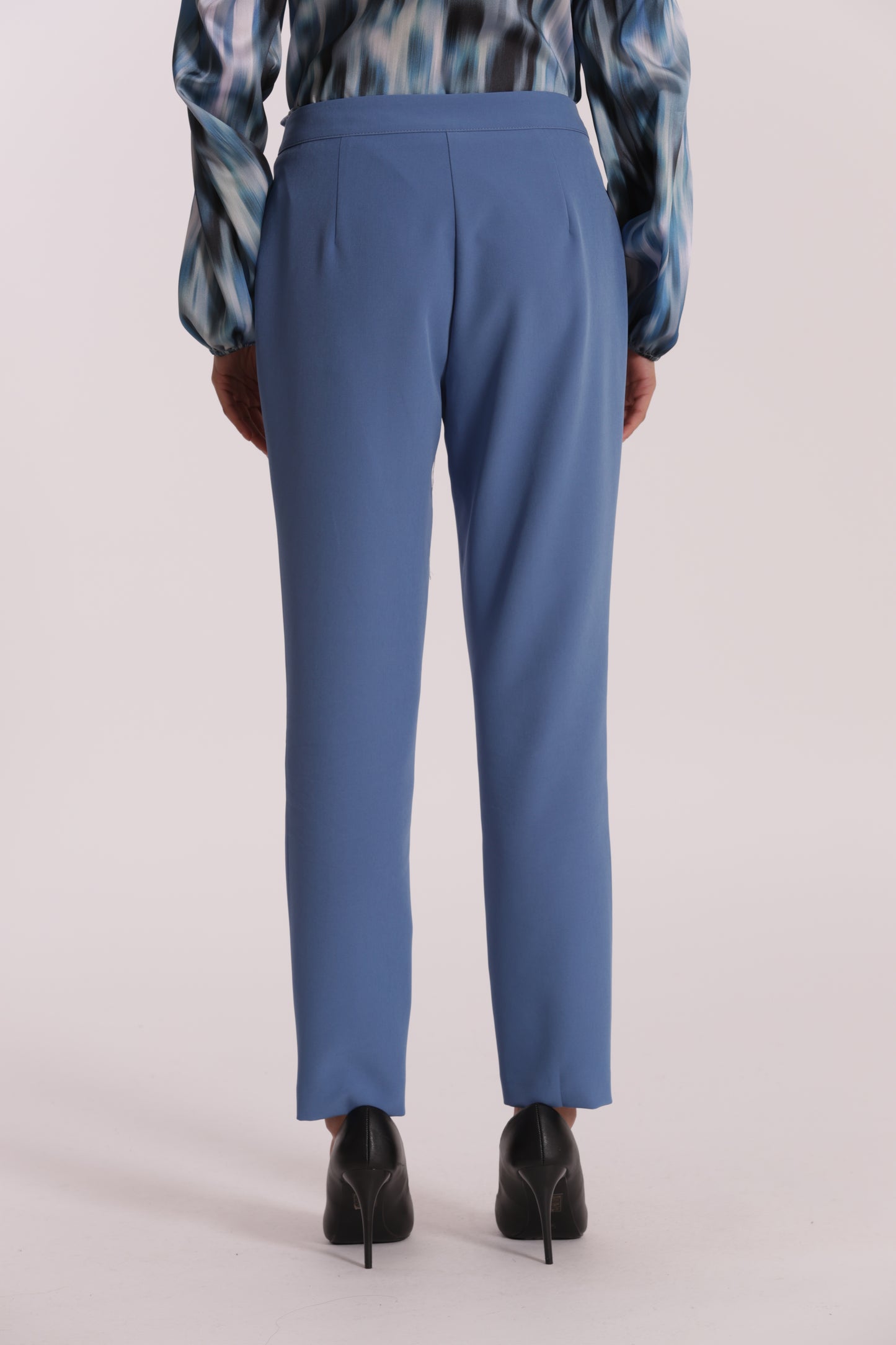 PANTALONE SIGARETTA IN TESSUTO TECNICO
