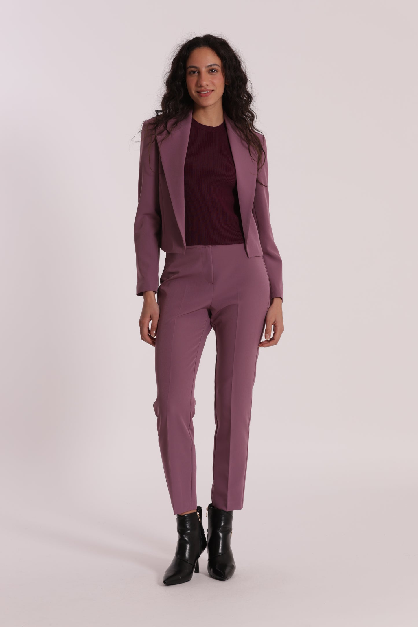 GIACCA CROPPED SENZA BOTTONI IN TESSUTO TECNICO