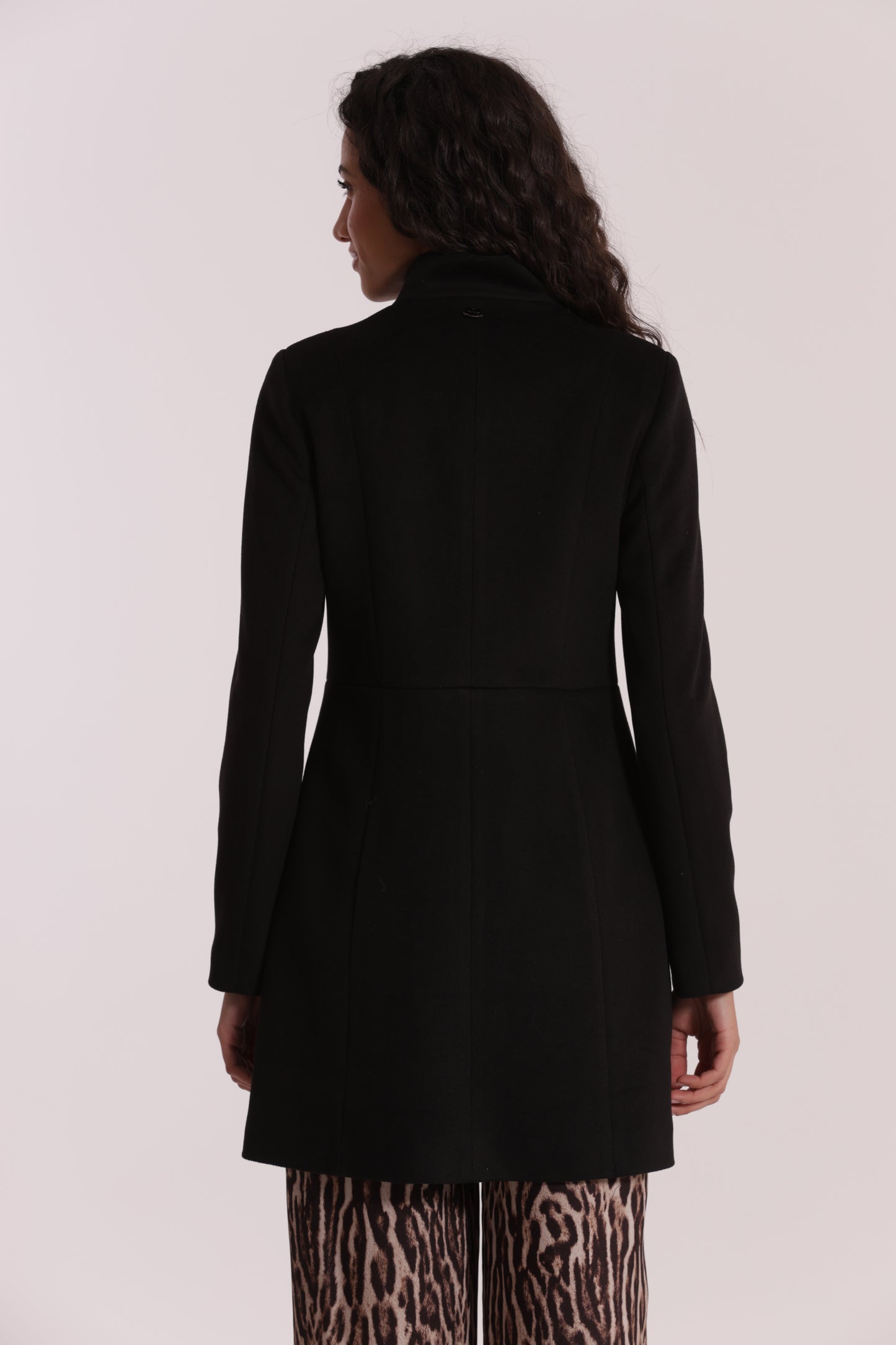 CAPPOTTO BARONETTO CON COLLO ALLA COREANA