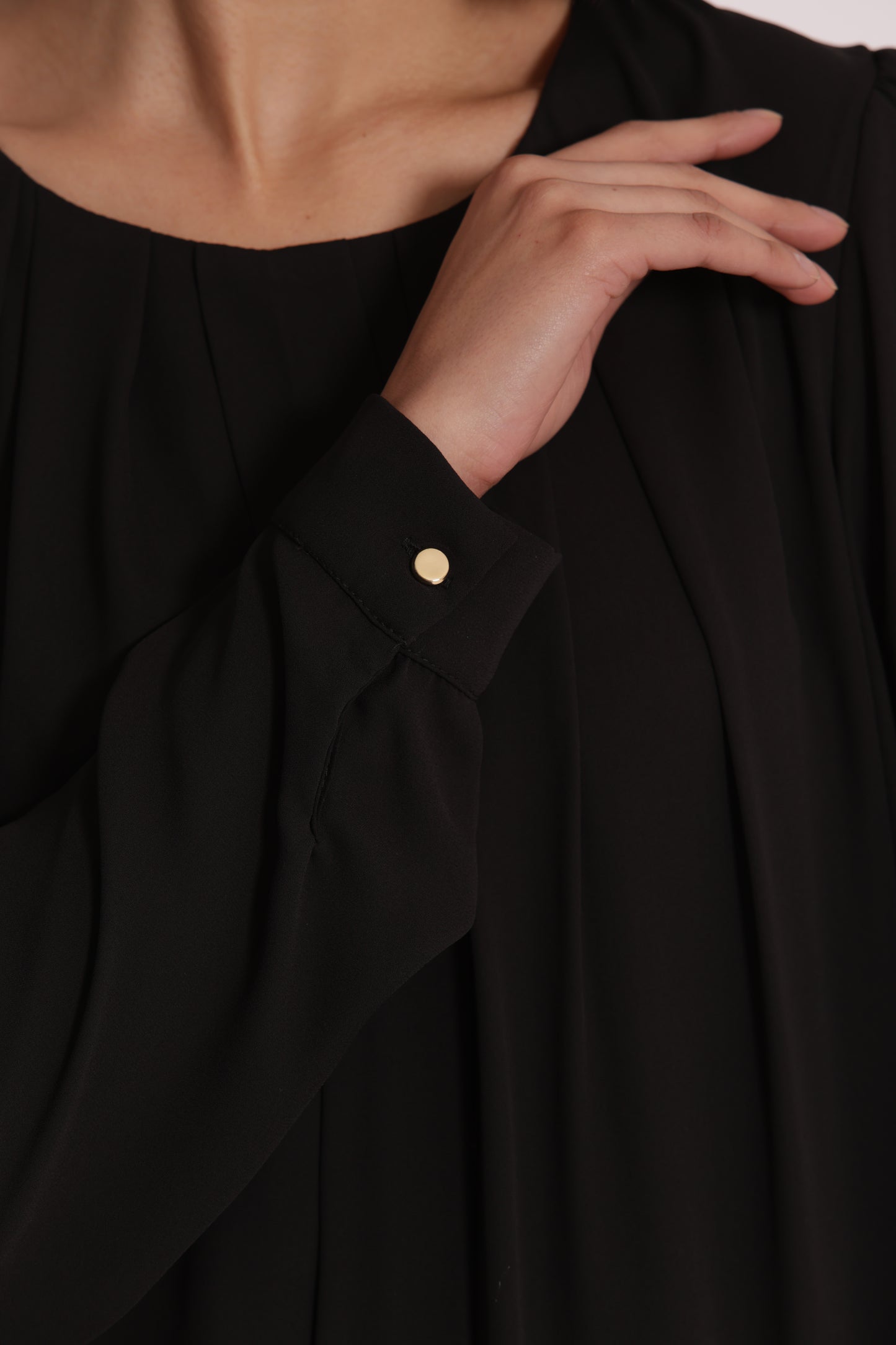 BLUSA CON PIEGHE