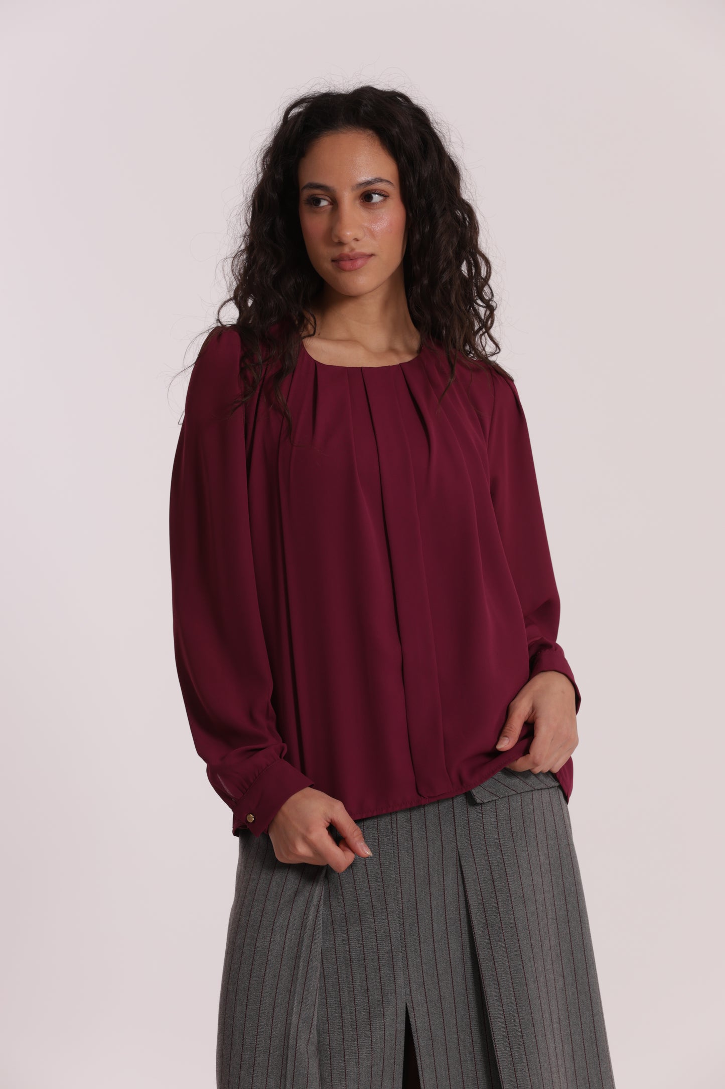 BLUSA CON PIEGHE