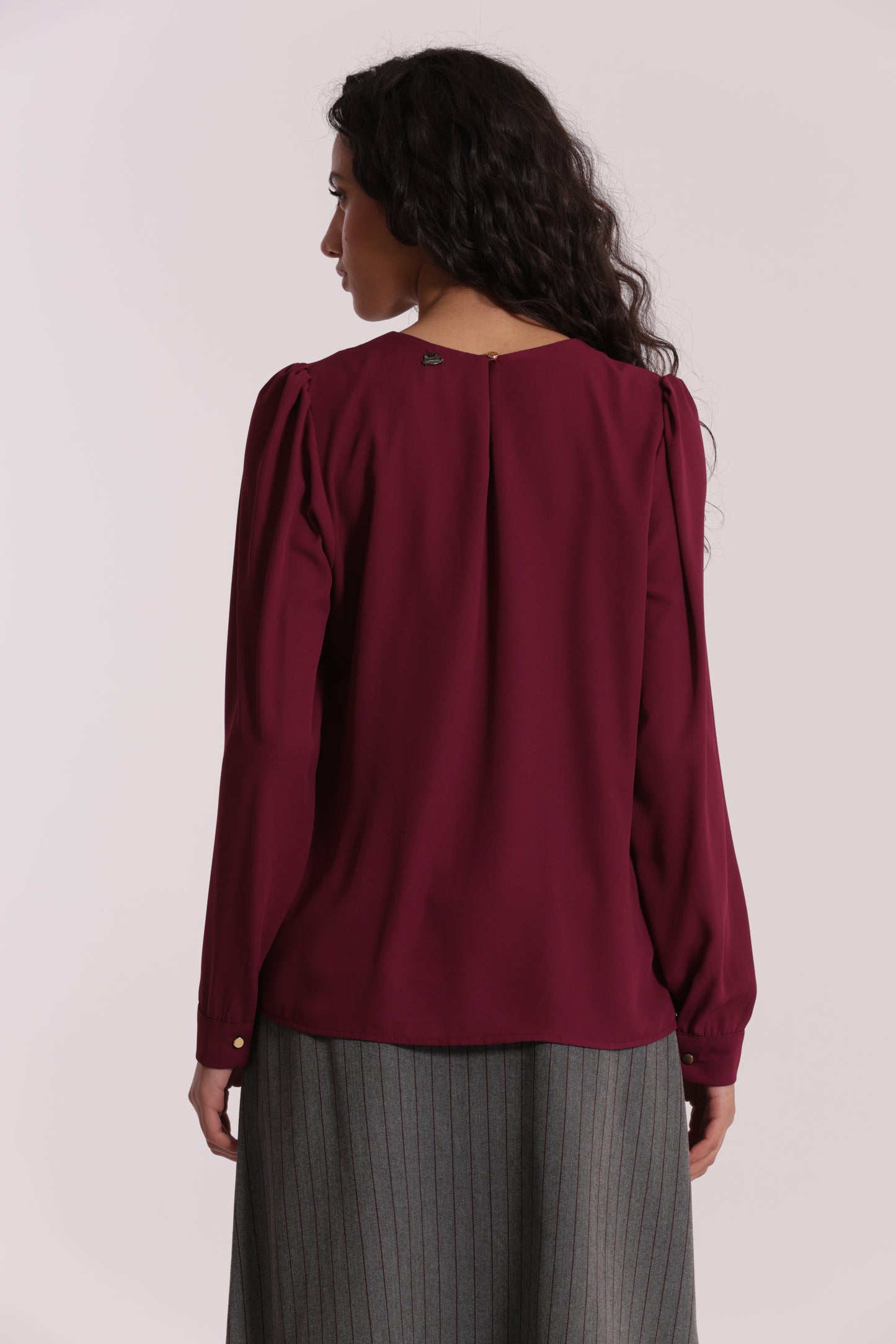 BLUSA CON PIEGHE