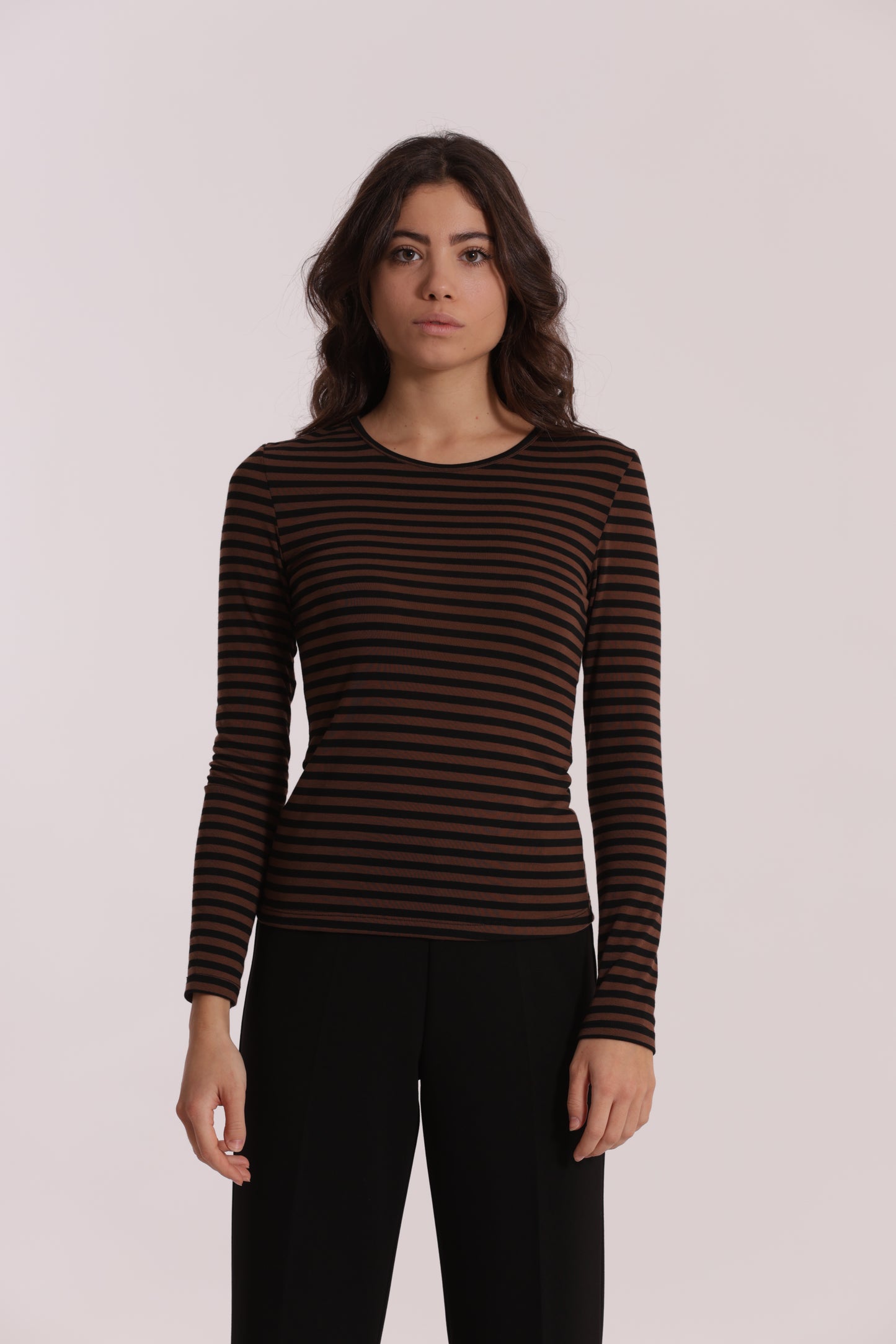 MAGLIA SCOLLO TONDO A RIGHE