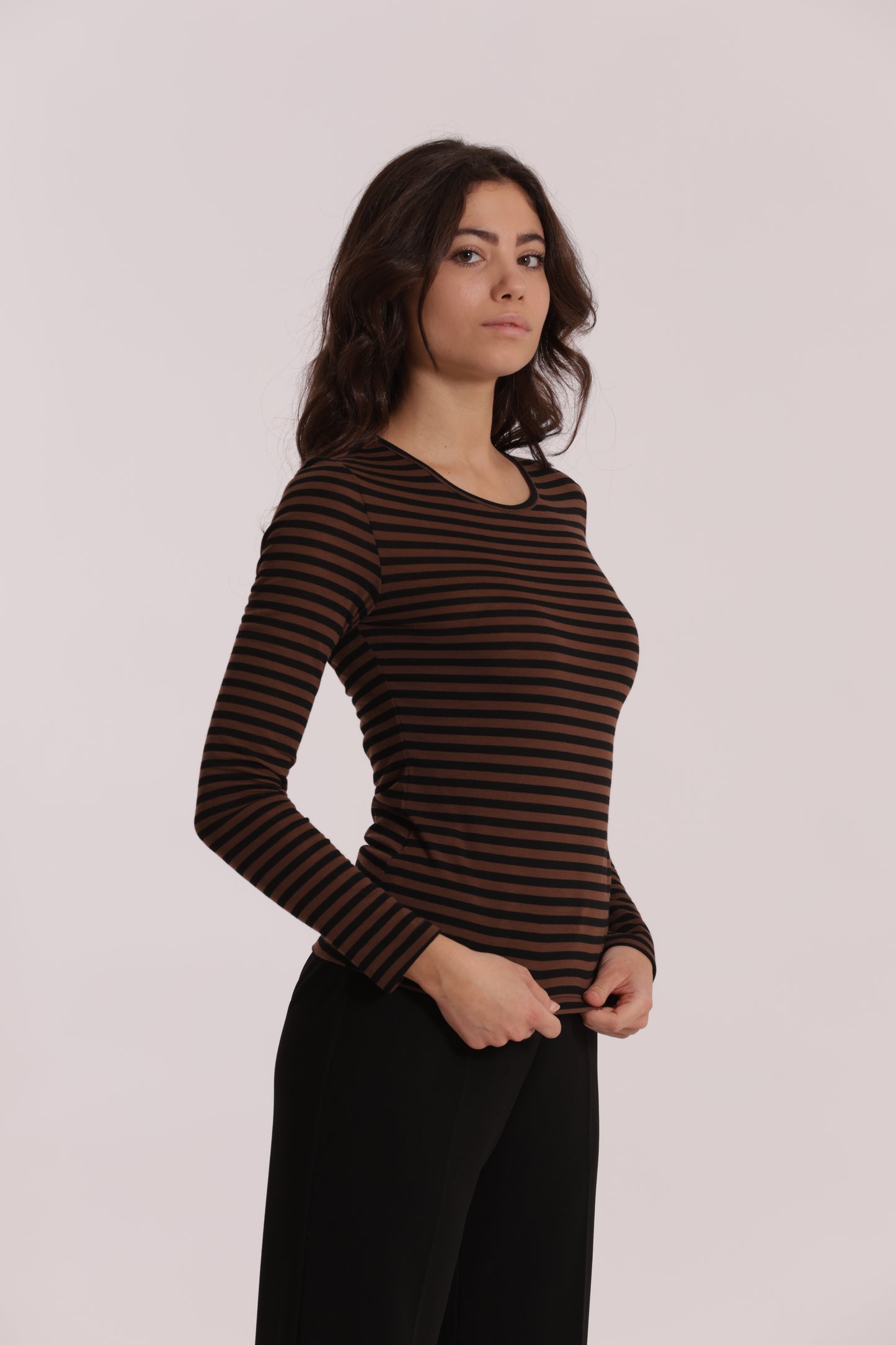 MAGLIA SCOLLO TONDO A RIGHE