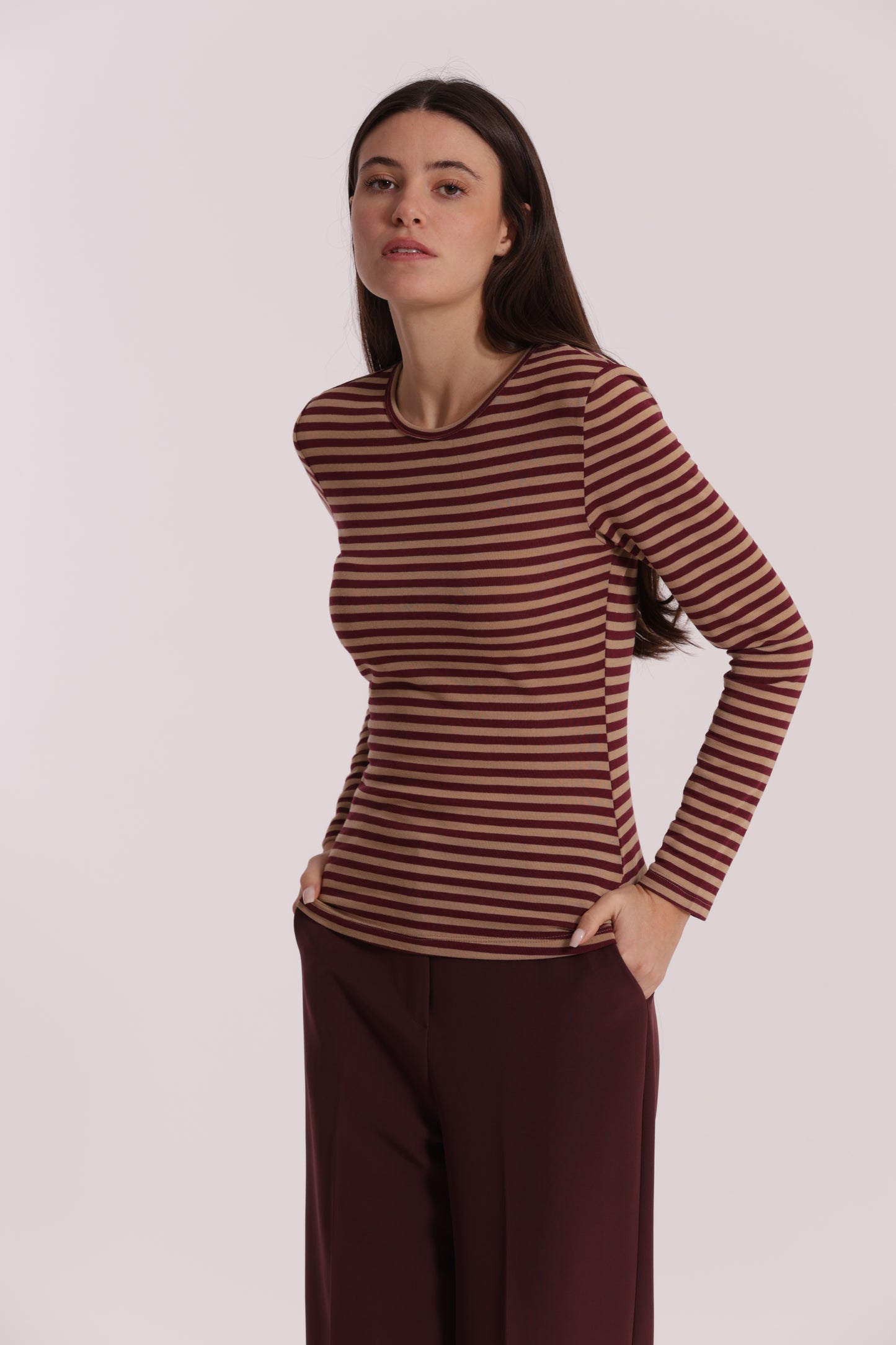 MAGLIA SCOLLO TONDO A RIGHE