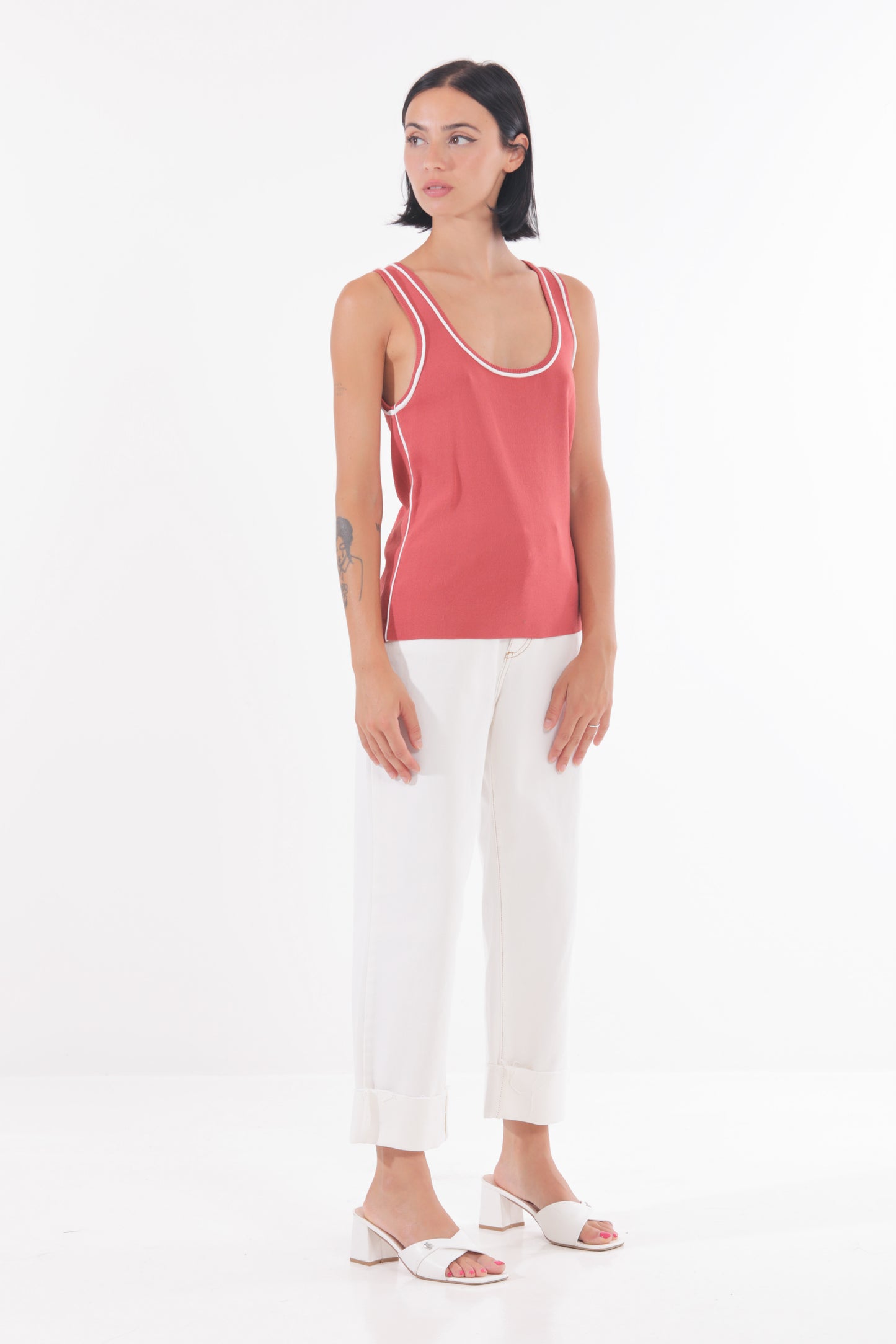 JEANS WIDE LEG CON RISVOLTO