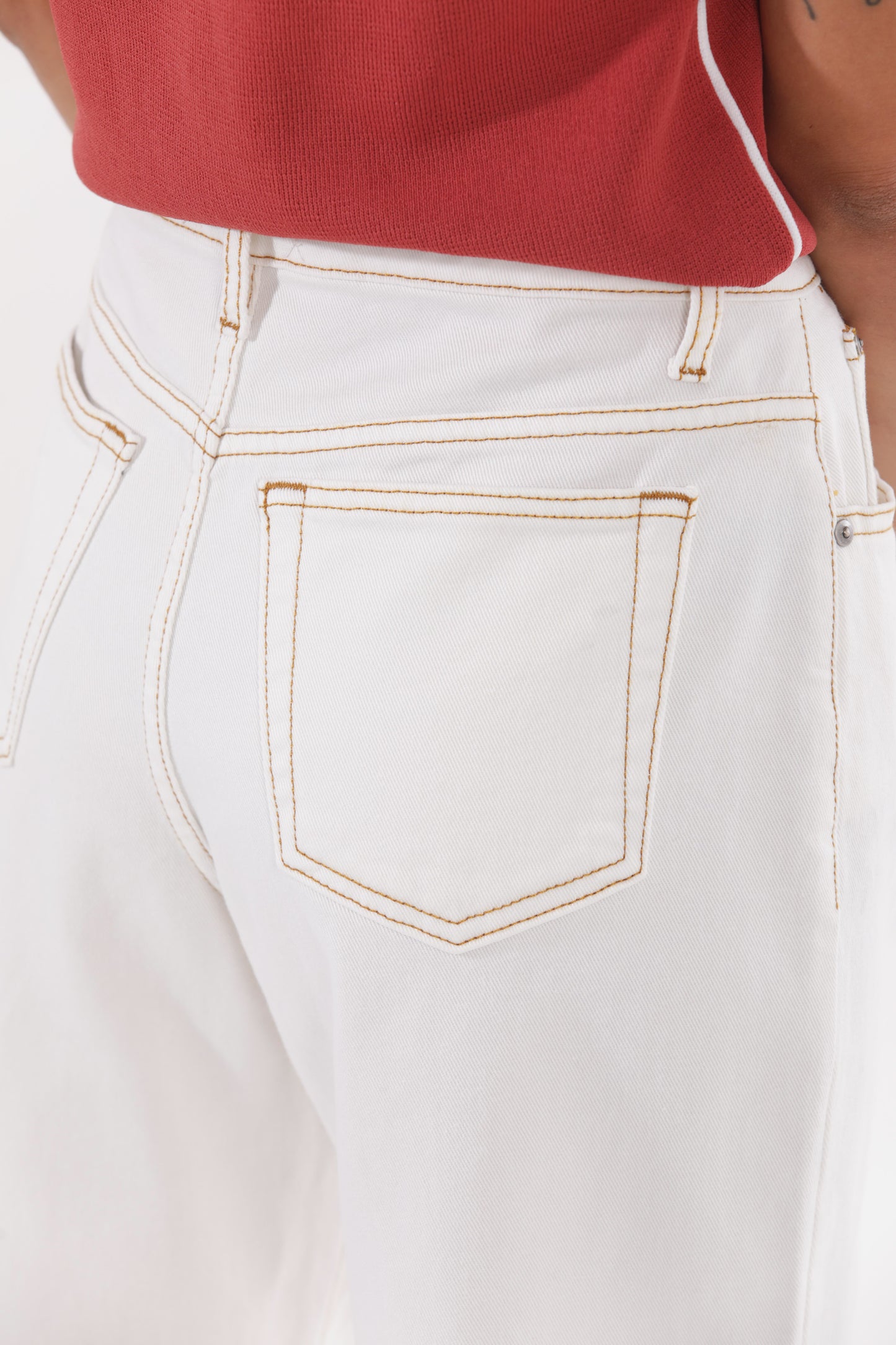 JEANS WIDE LEG CON RISVOLTO