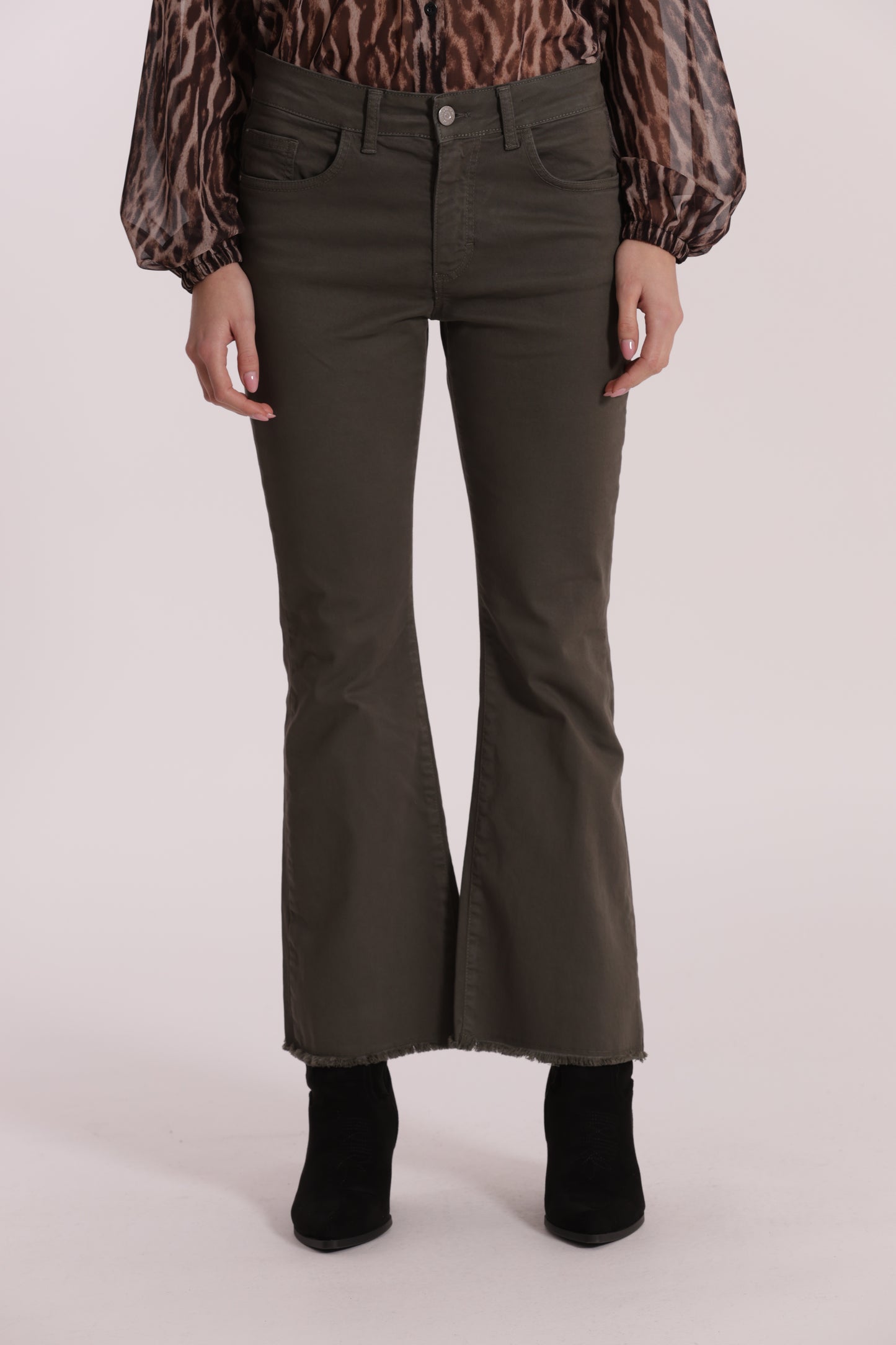 PANTALONE CROPPED FLARE IN GABARDINA