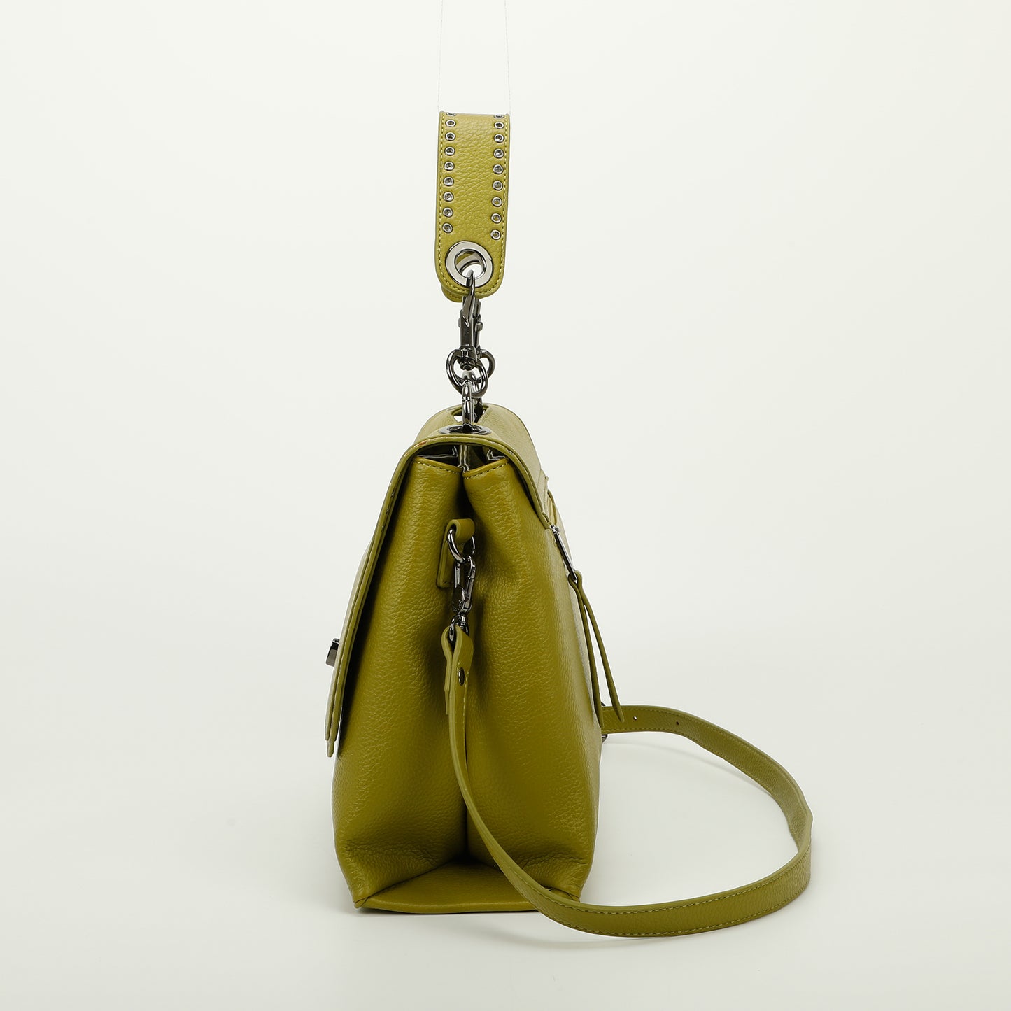 BORSA A MANO CON DETTAGLIO ANELLI