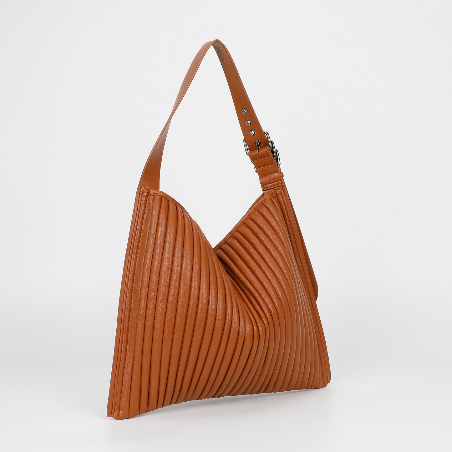 BORSA A SPALLA GRANDE PLISSETTATA