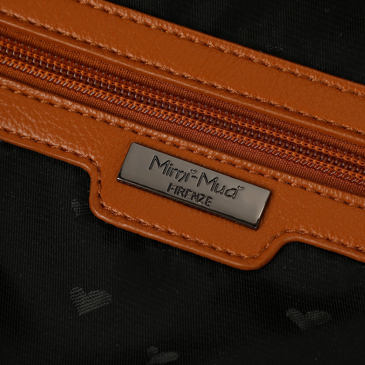 BORSA A TRACOLLA PLISSETTATA