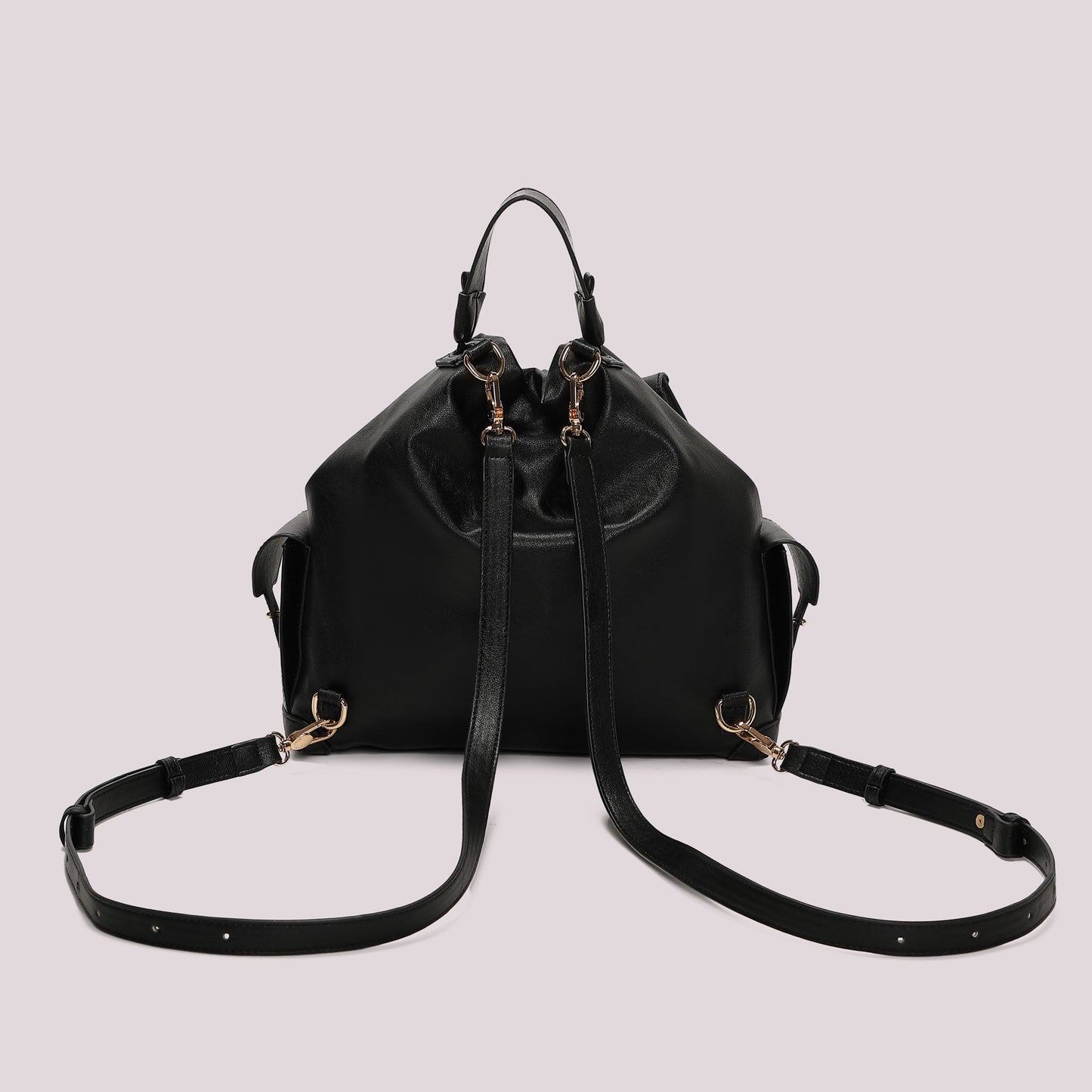 ZAINO CON TASCHE