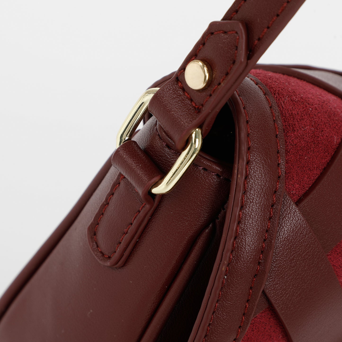 BORSA A TRACOLLA INTRECCIATA