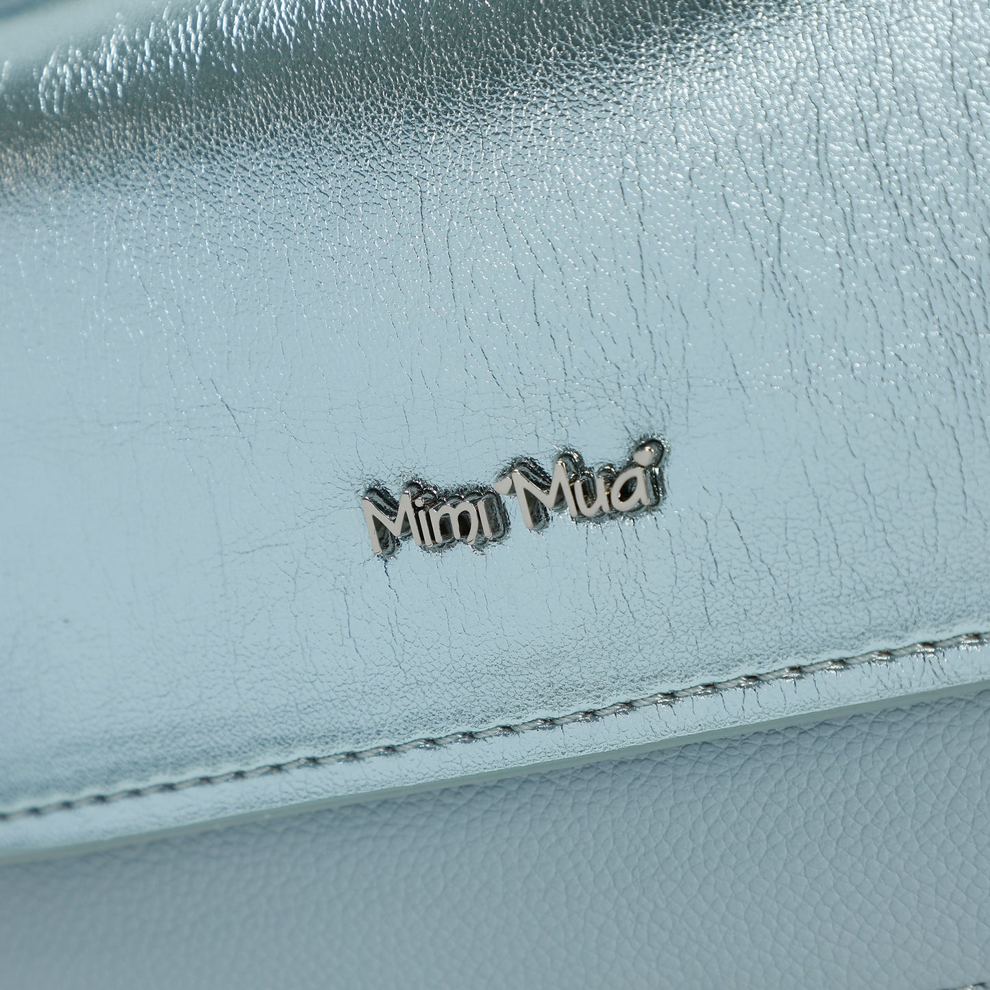 BORSA A TRACOLLA MULTI POCHETTE CON PATTA LAMINATA