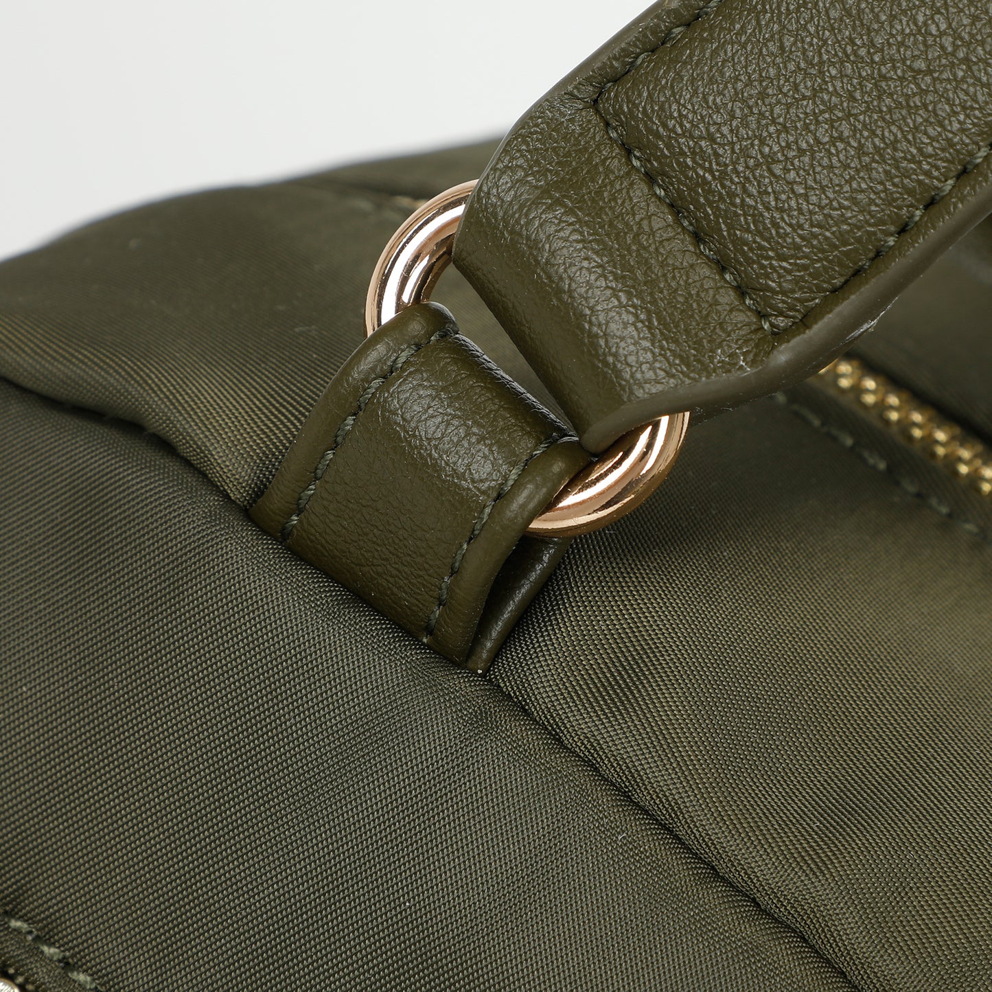 BORSA BAULETTO IN NYLON CON DETTAGLI IN PU