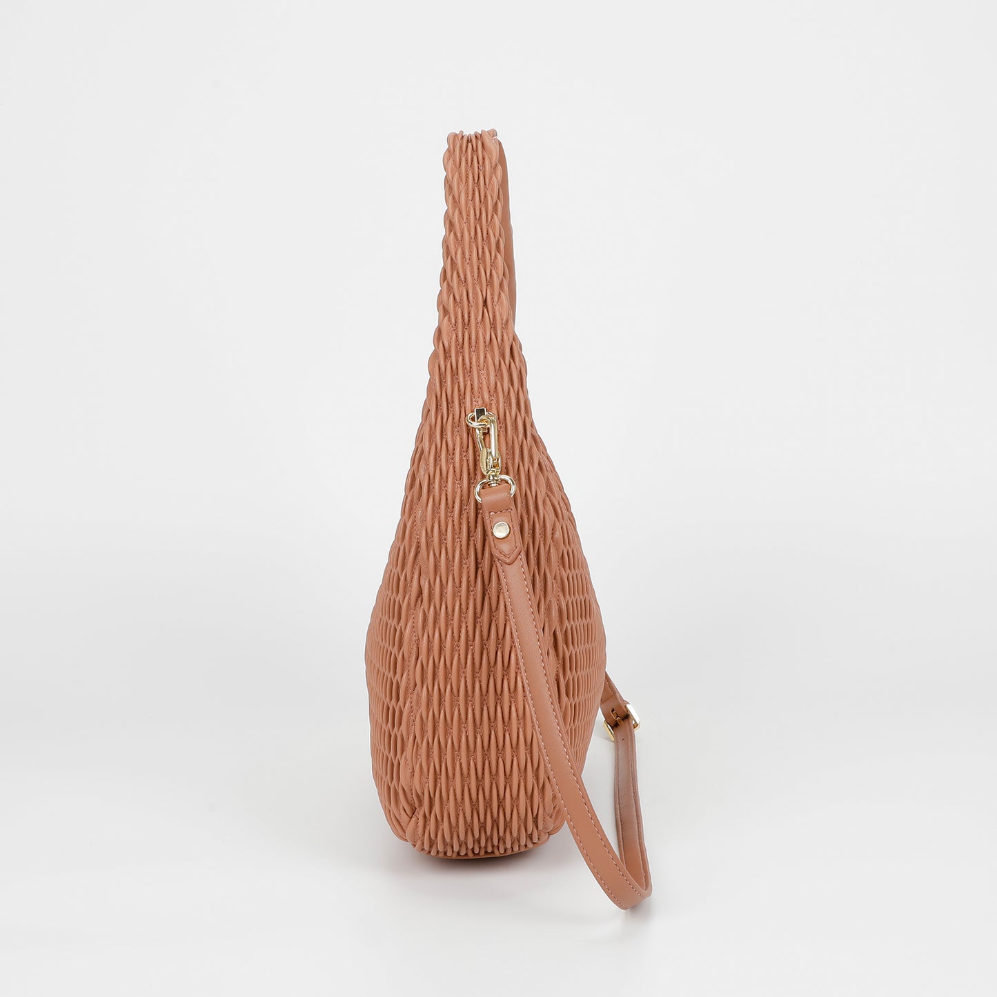 BORSA HOBO TRAPUNTATA