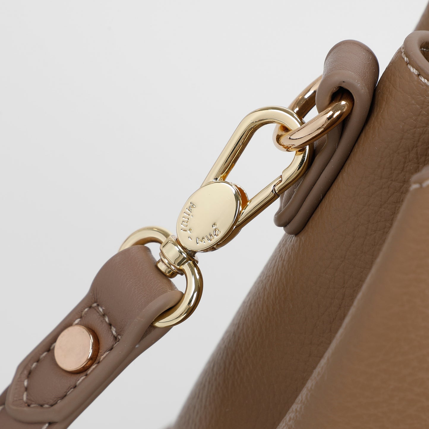 BORSA A TRACOLLA CON LETTERE MIMI-MUA
