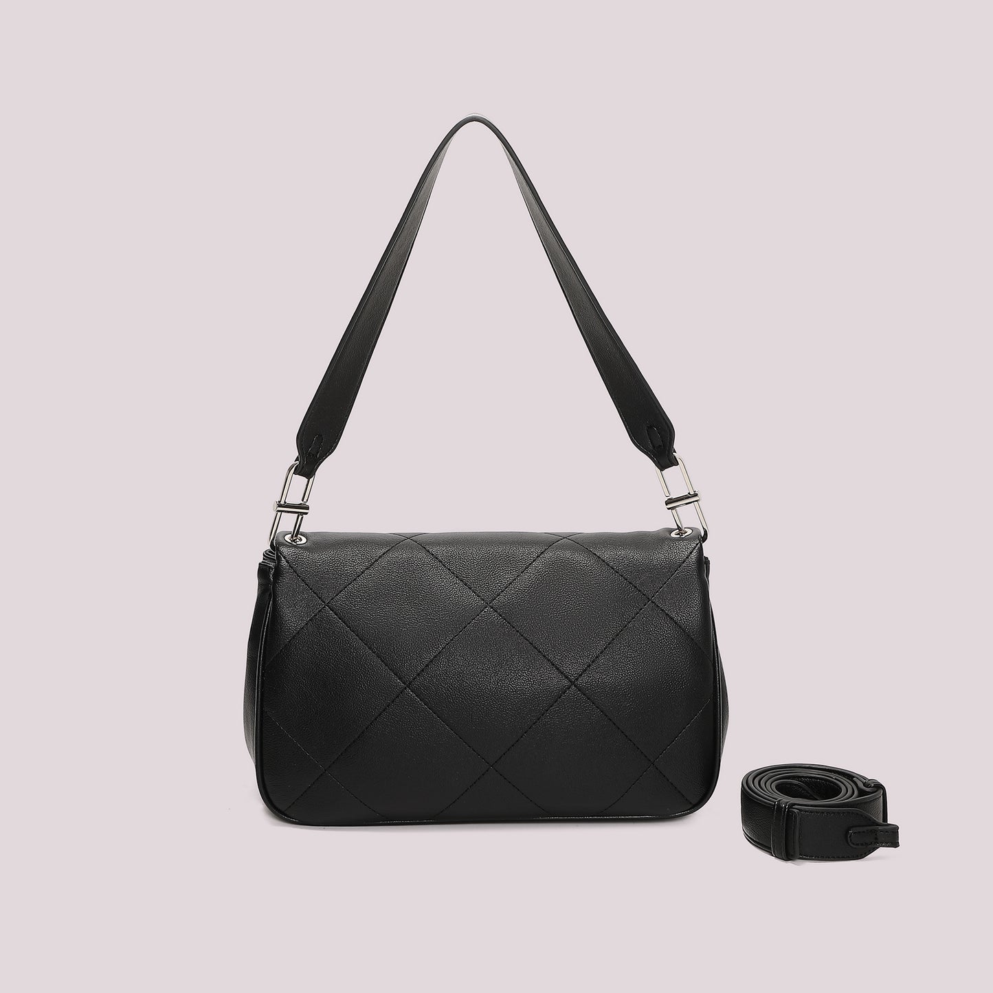 BORSA A SPALLA TRAPUNTATA CON PATTA