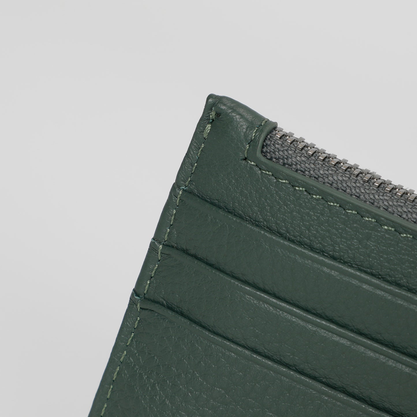 PORTACARTE IN PELLE CON ZIP