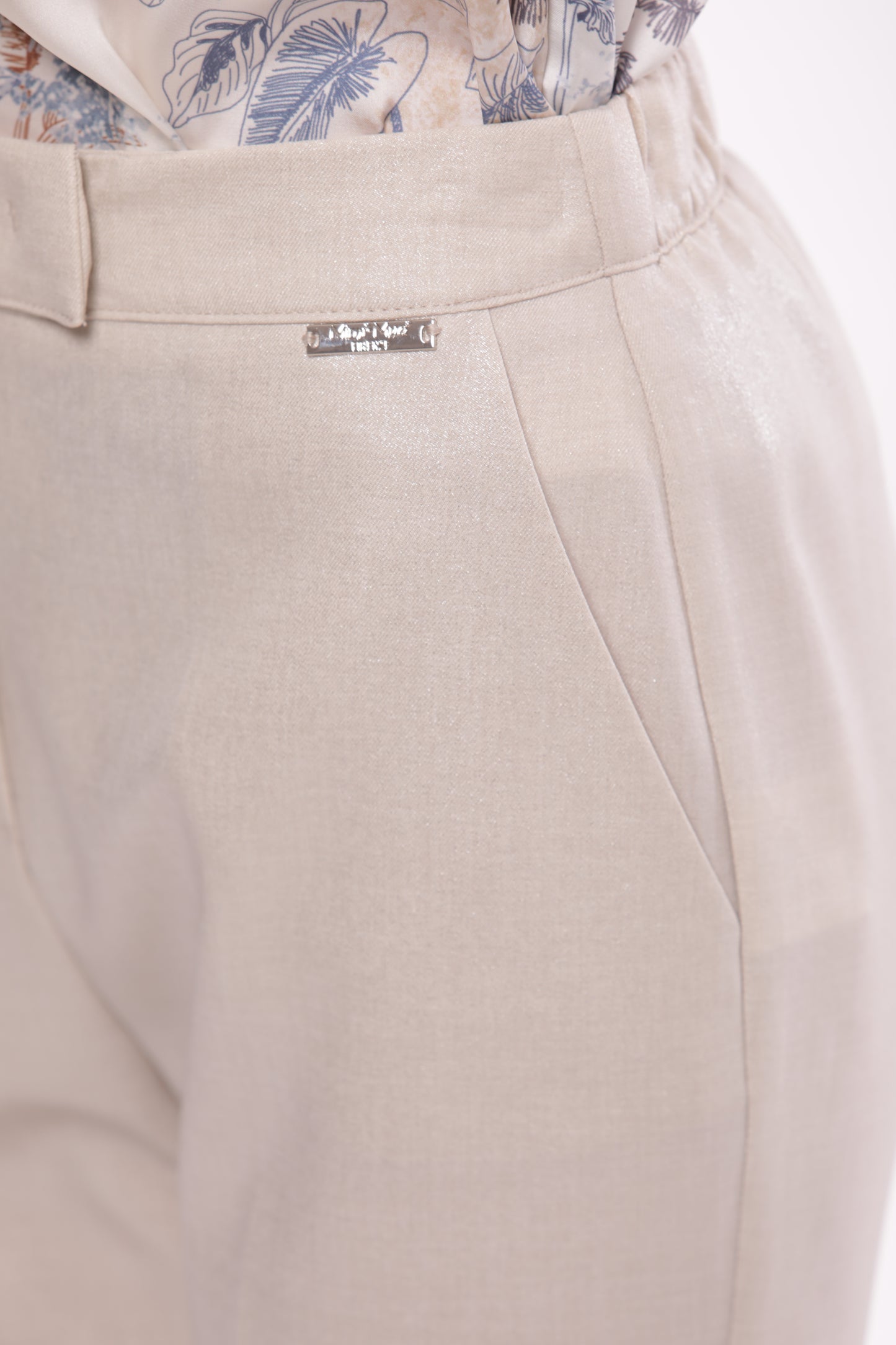 PANTALONE FLARE LAMINATO