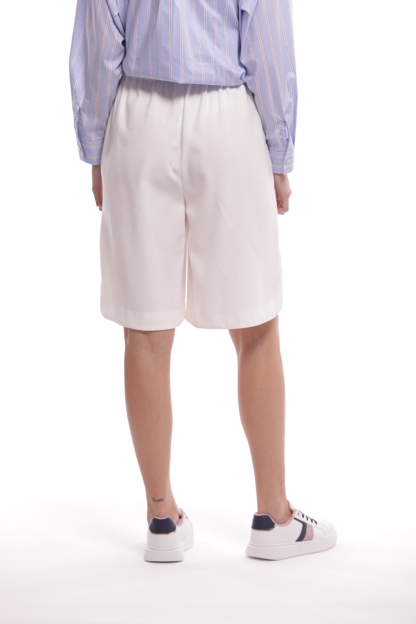 PANTALONE BERMUDA IN AKUMAL CON DETTAGLIO A RIGHE