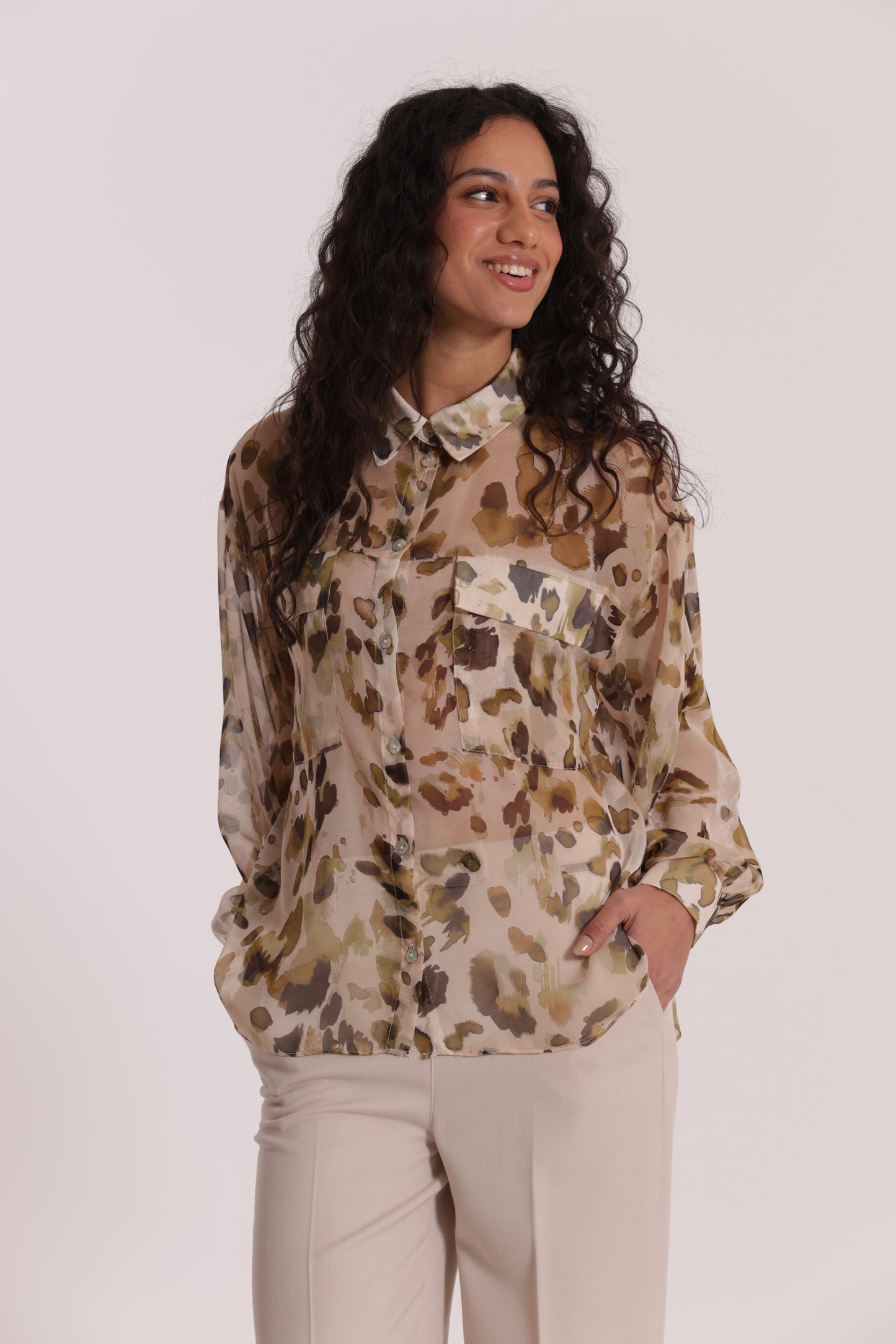CAMICIA CON TASCHE FANTASIA LEO