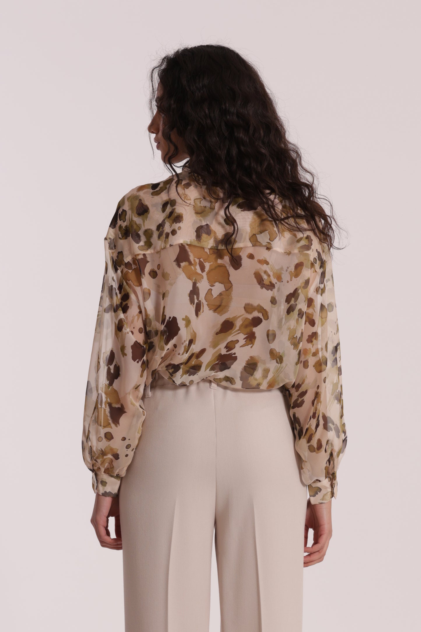 CAMICIA CON TASCHE FANTASIA LEO