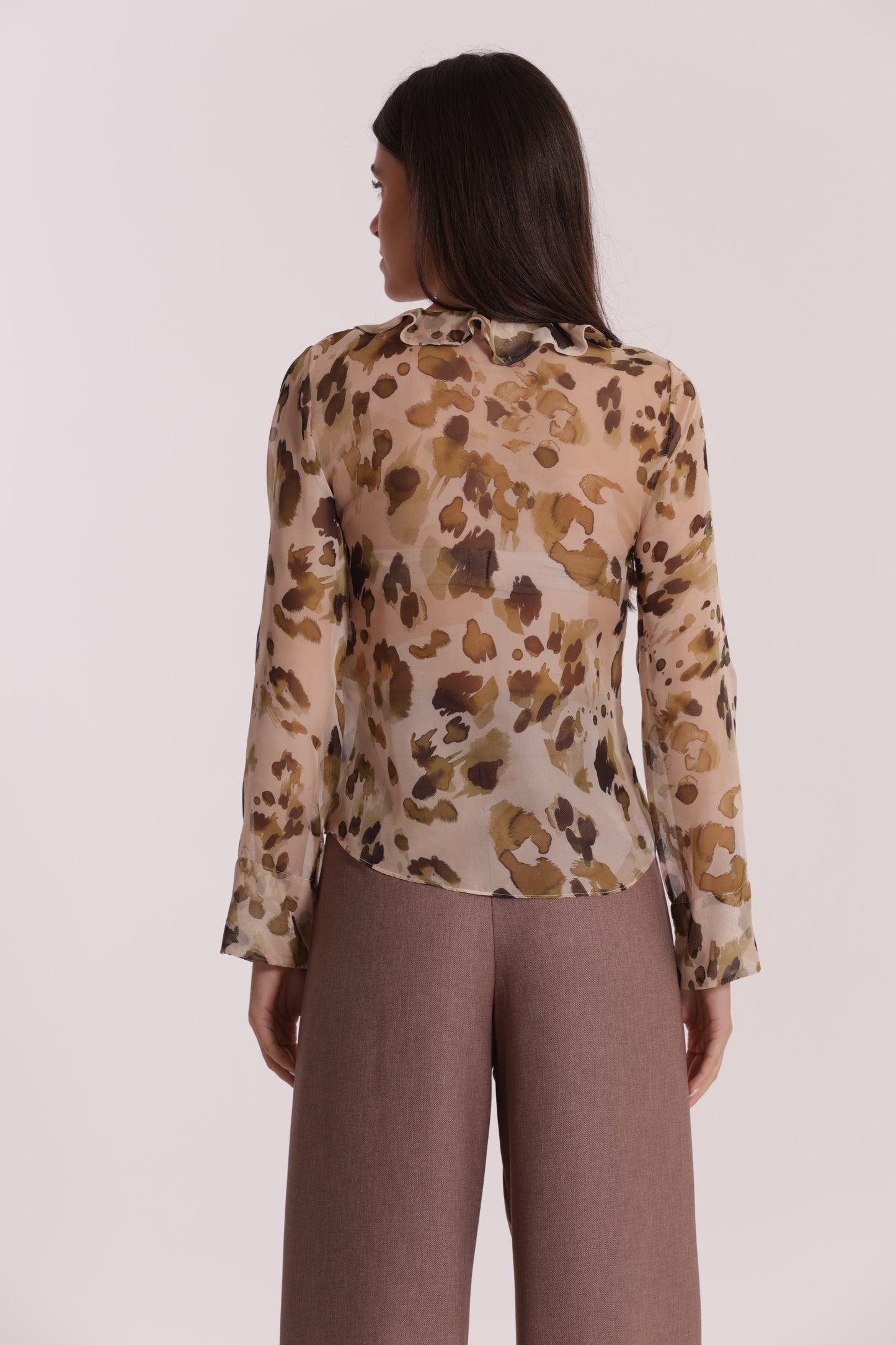 BLUSA CON ROUCHES FANTASIA LEO