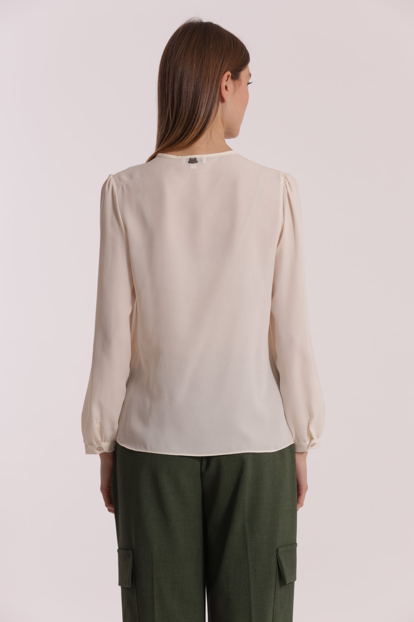 BLUSA CON FIOCCO