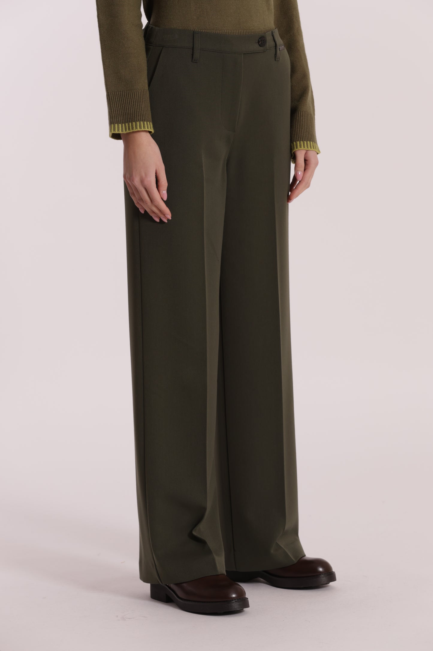 PANTALONE PALAZZO CON ELASTICO DIETRO IN POLYVISCOSA