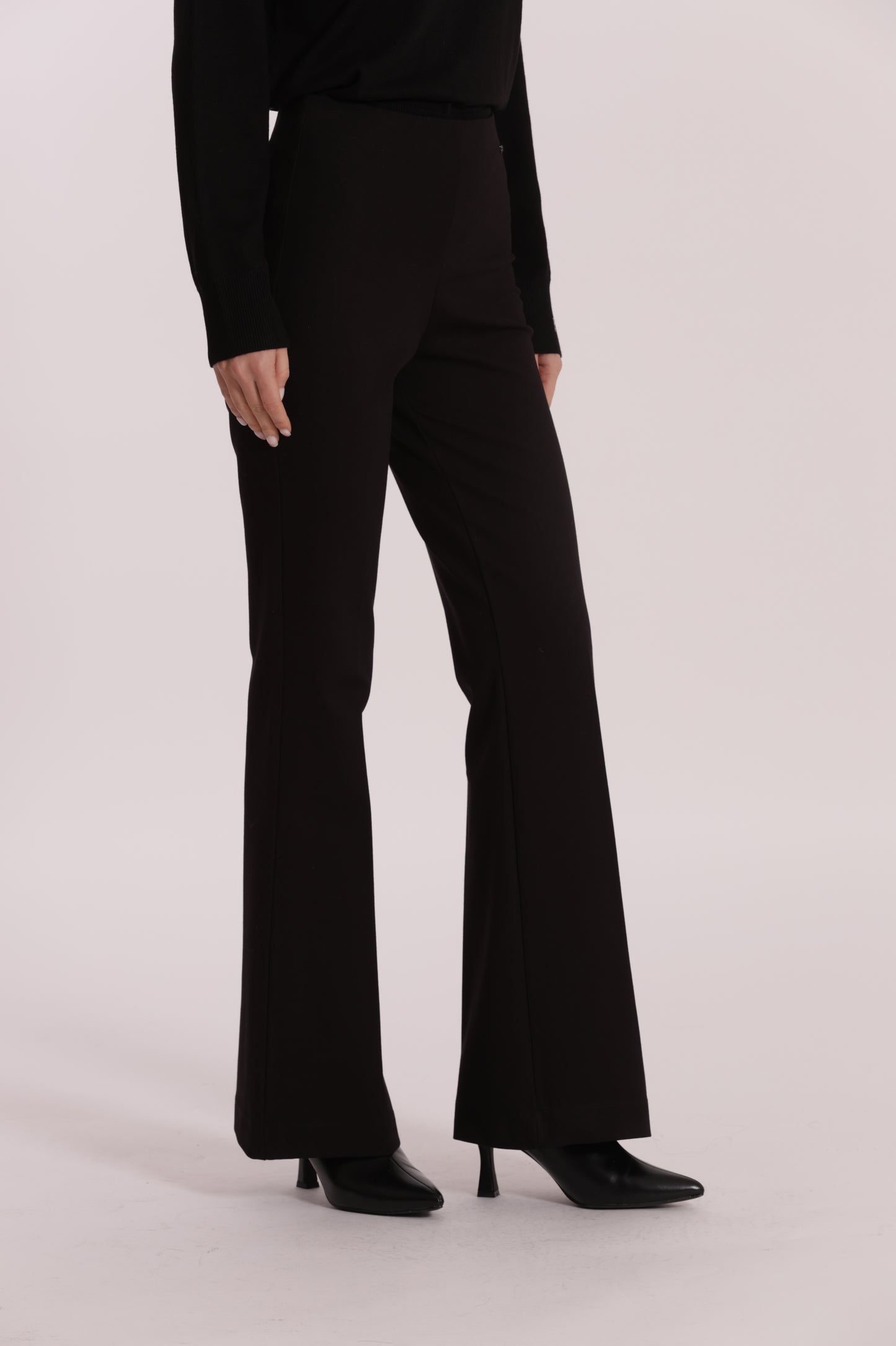 PANTALONE FLARE IN PUNTO MILANO