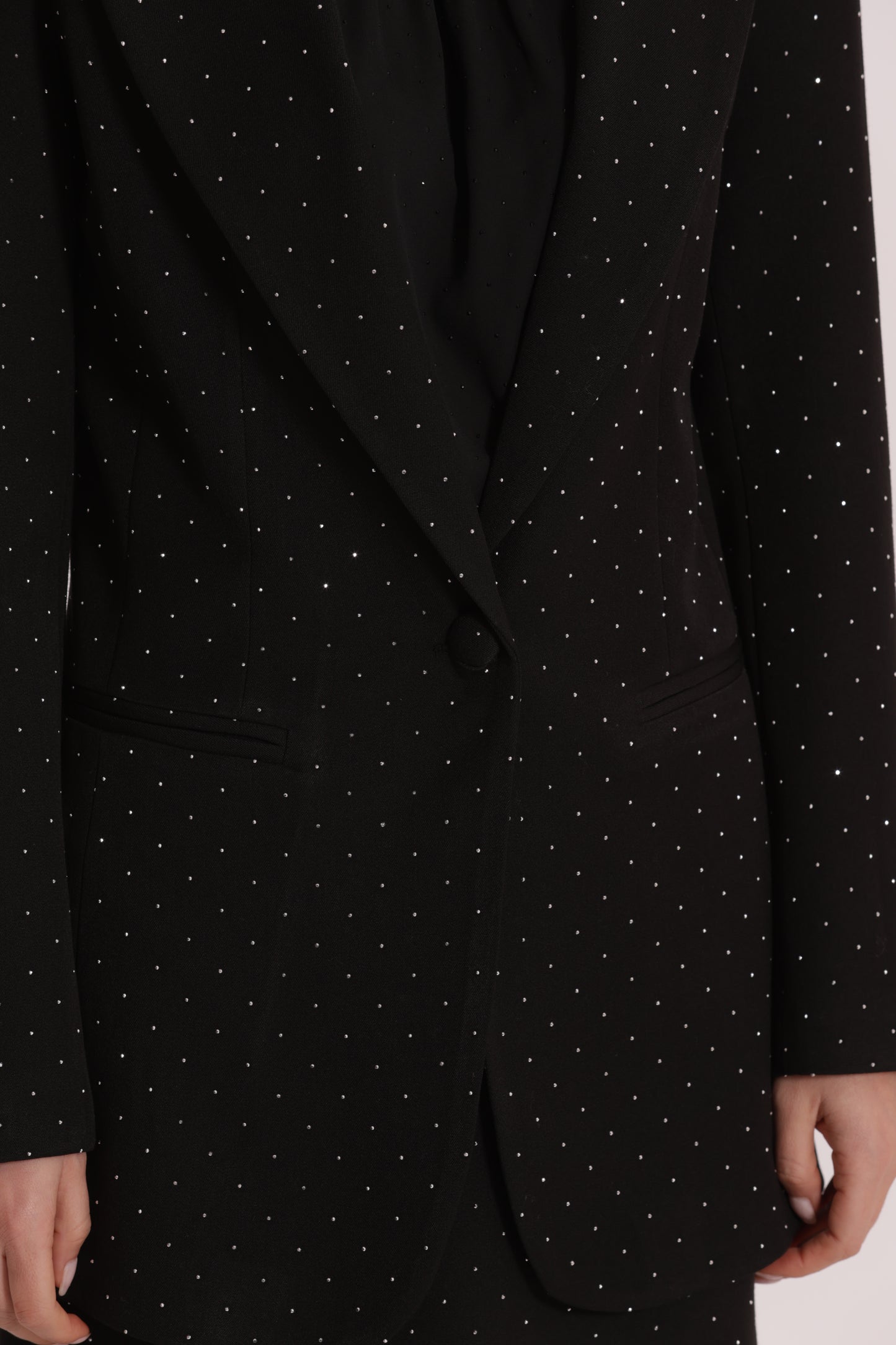 GIACCA LUNGA CON APPLICAZIONE DI STRASS